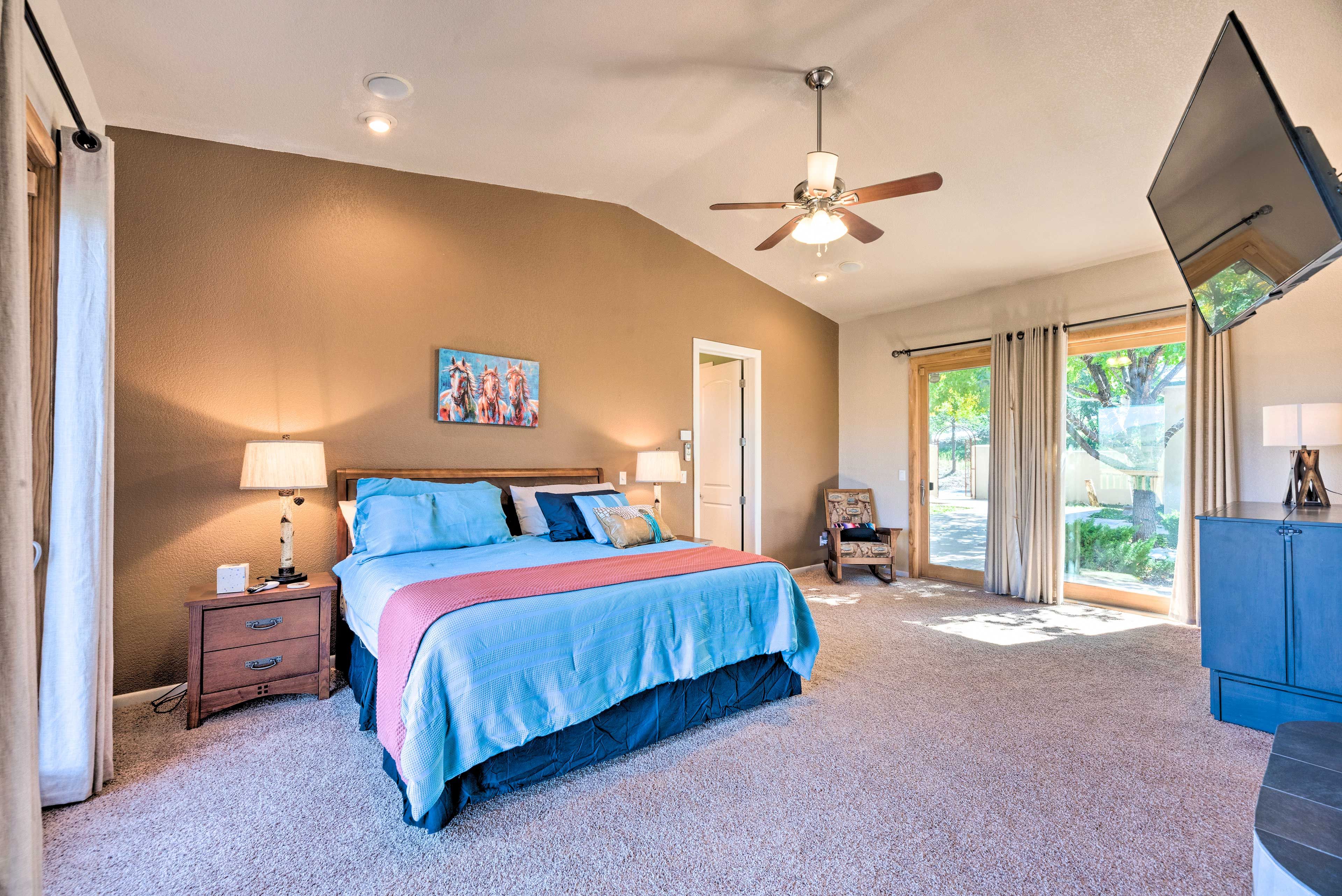 Bedroom 1 | King Bed | Full Murphy Bed