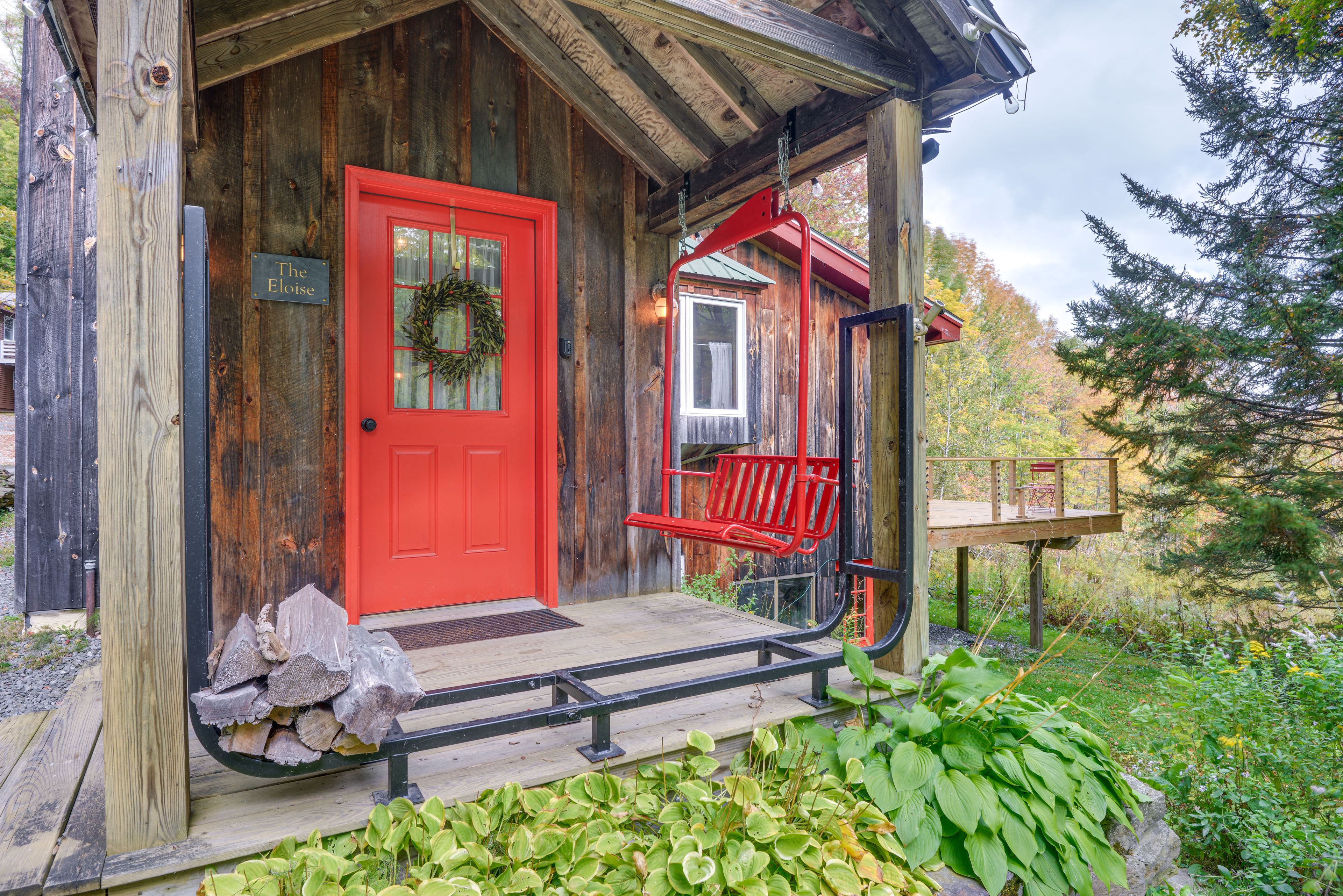 House Entrance | 2 External Security Cameras (Facing Out)