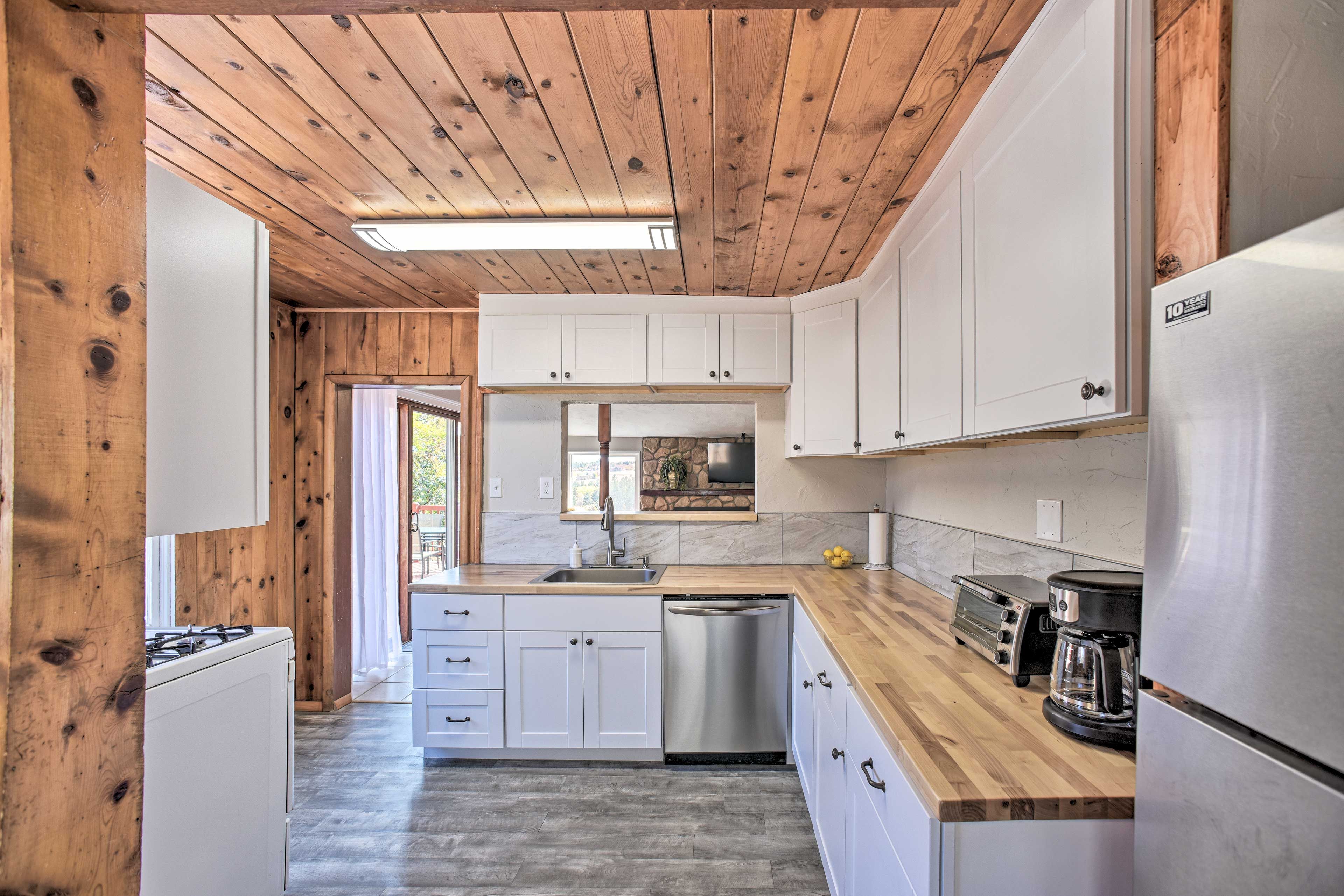 Kitchen | Fully Equipped | Cooking Basics