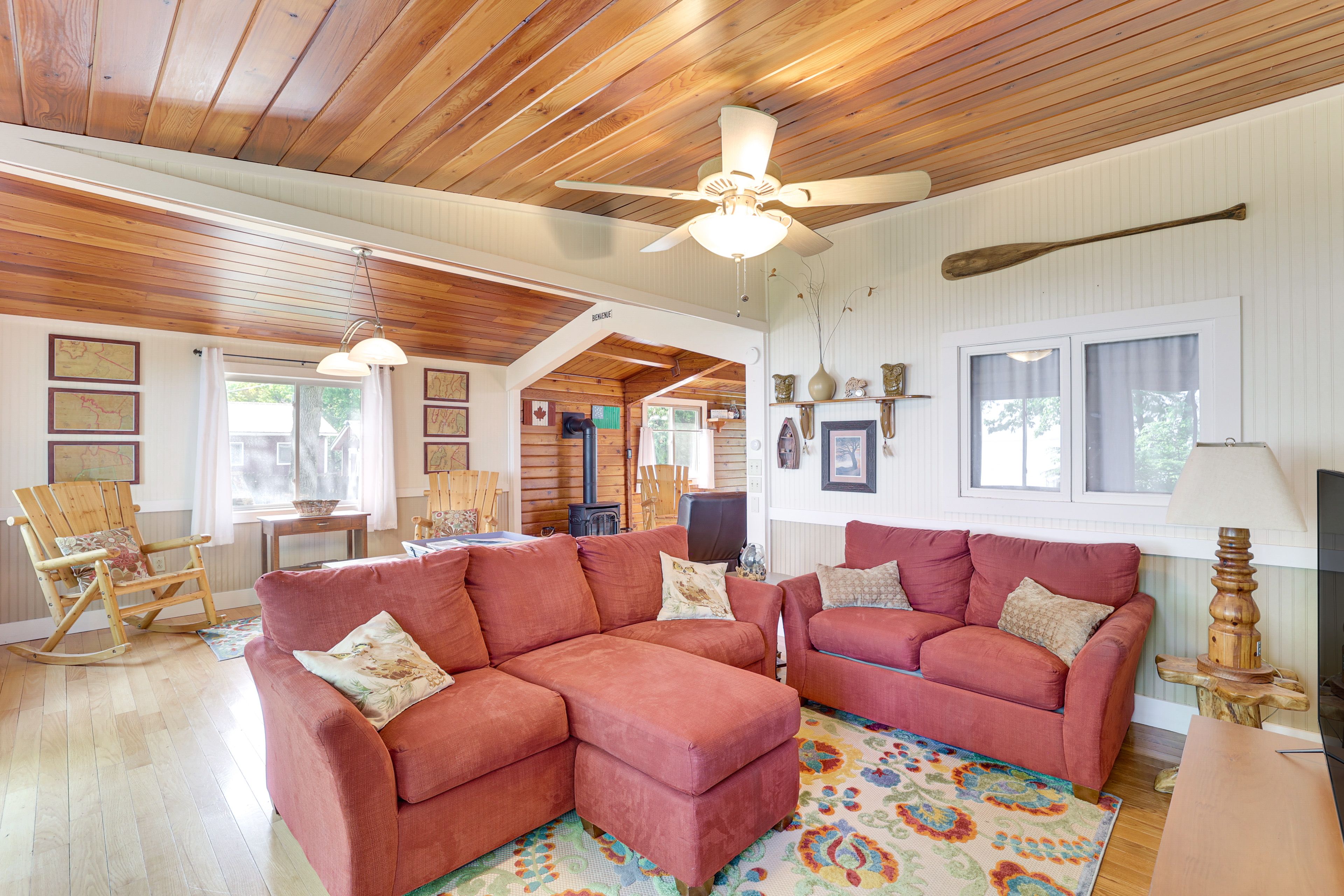 Living Room | 1,464-Sq-Ft House