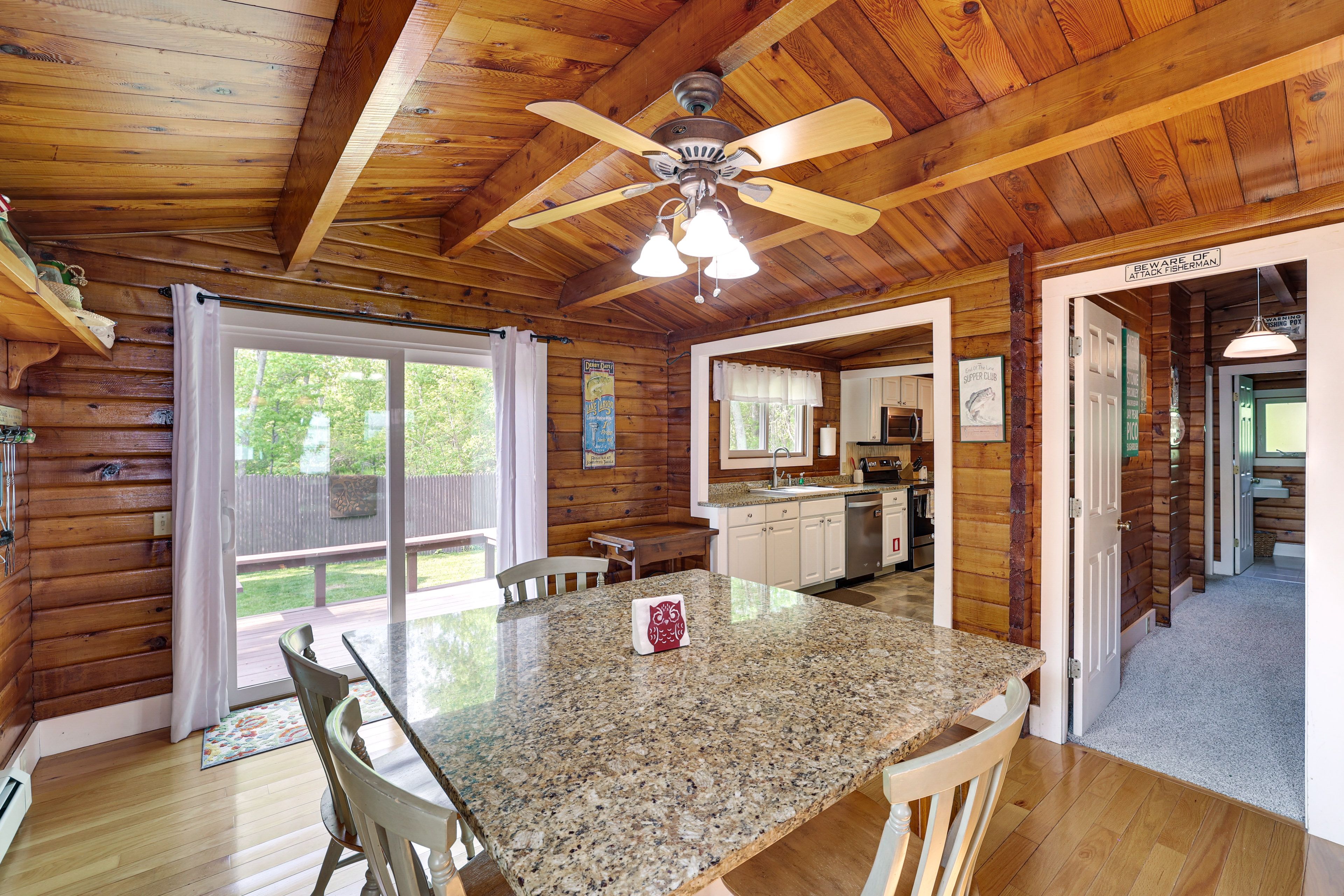 Dining Area | Dishware & Flatware Provided
