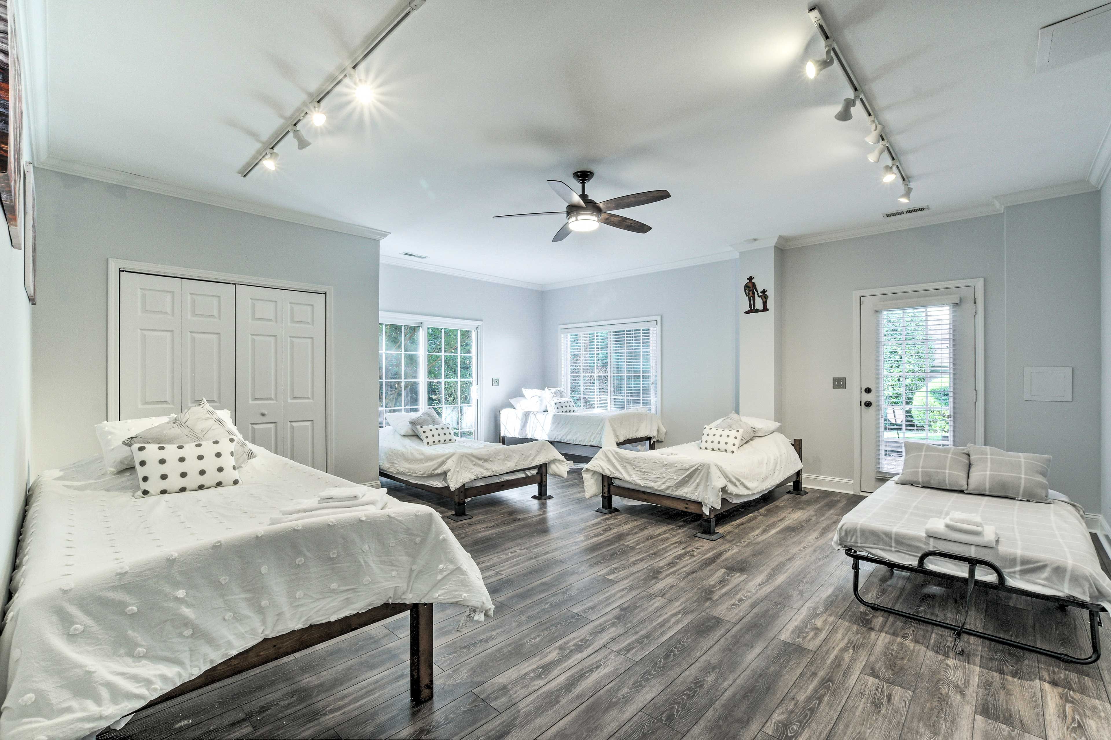 Bedroom 6 | 4 Twin Beds | Twin Bed w/ Trundle | Side Door