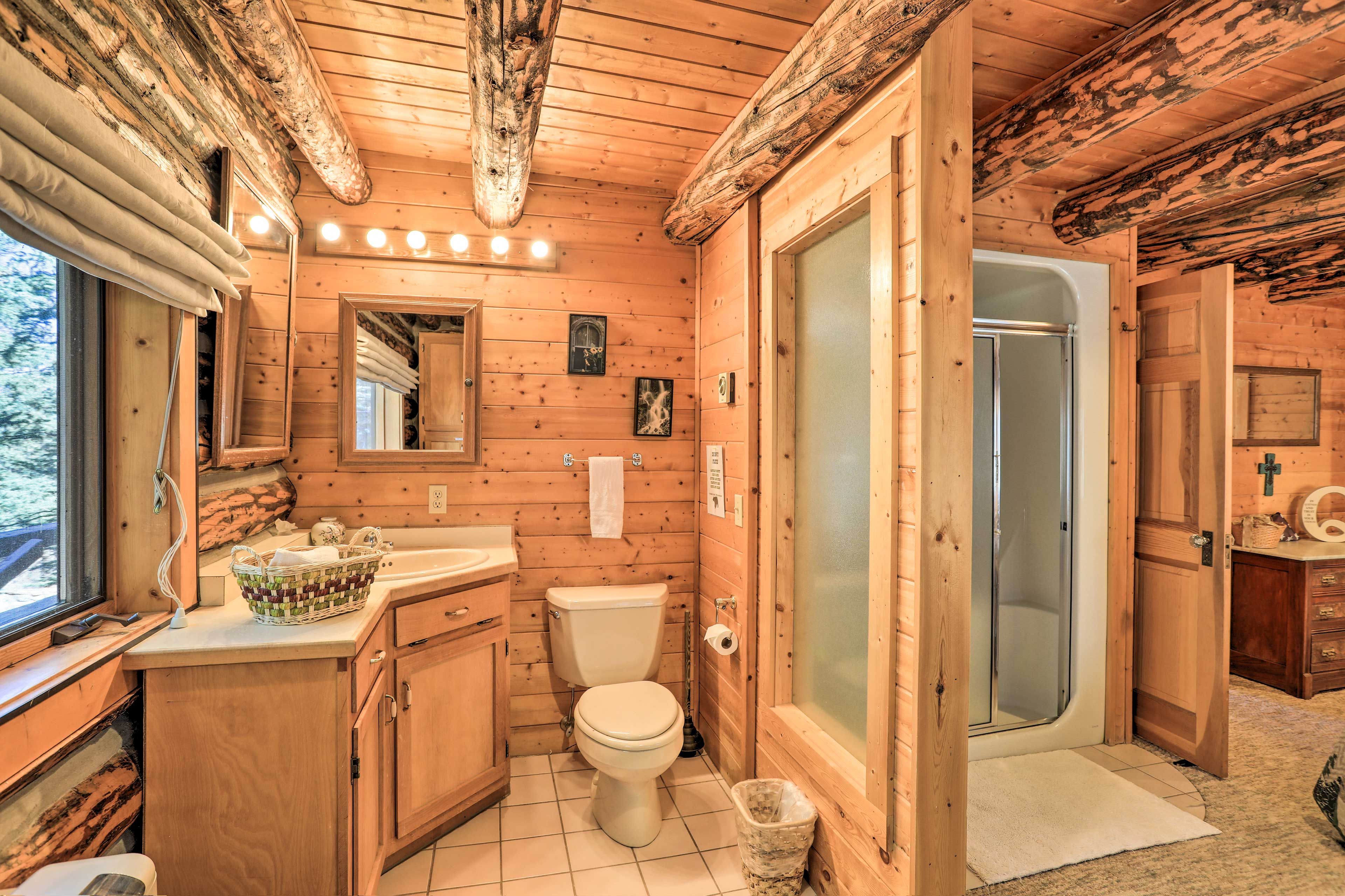 En-Suite Bathroom | Hair Dryer