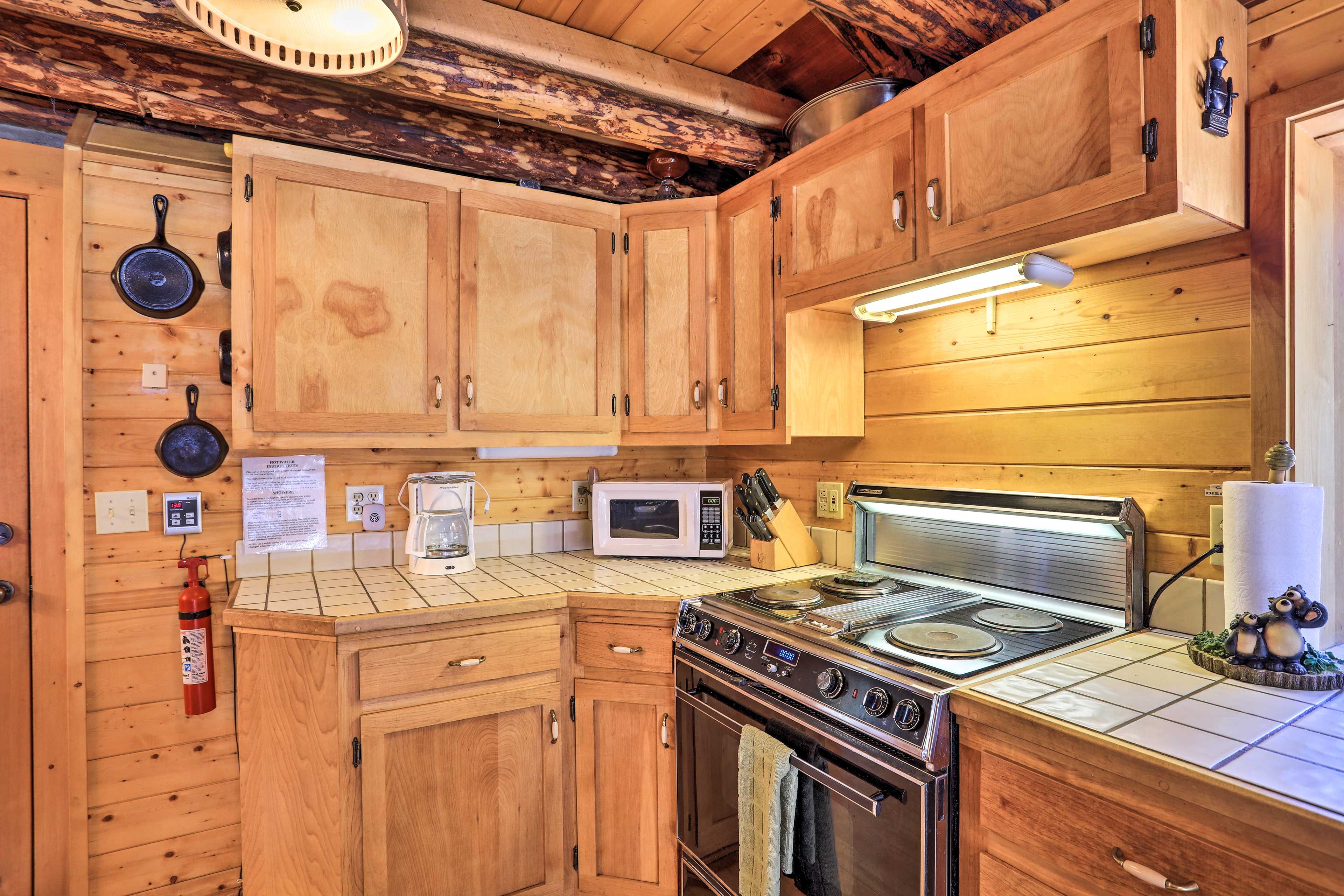 Fully Equipped Kitchen | Cooking Utensils