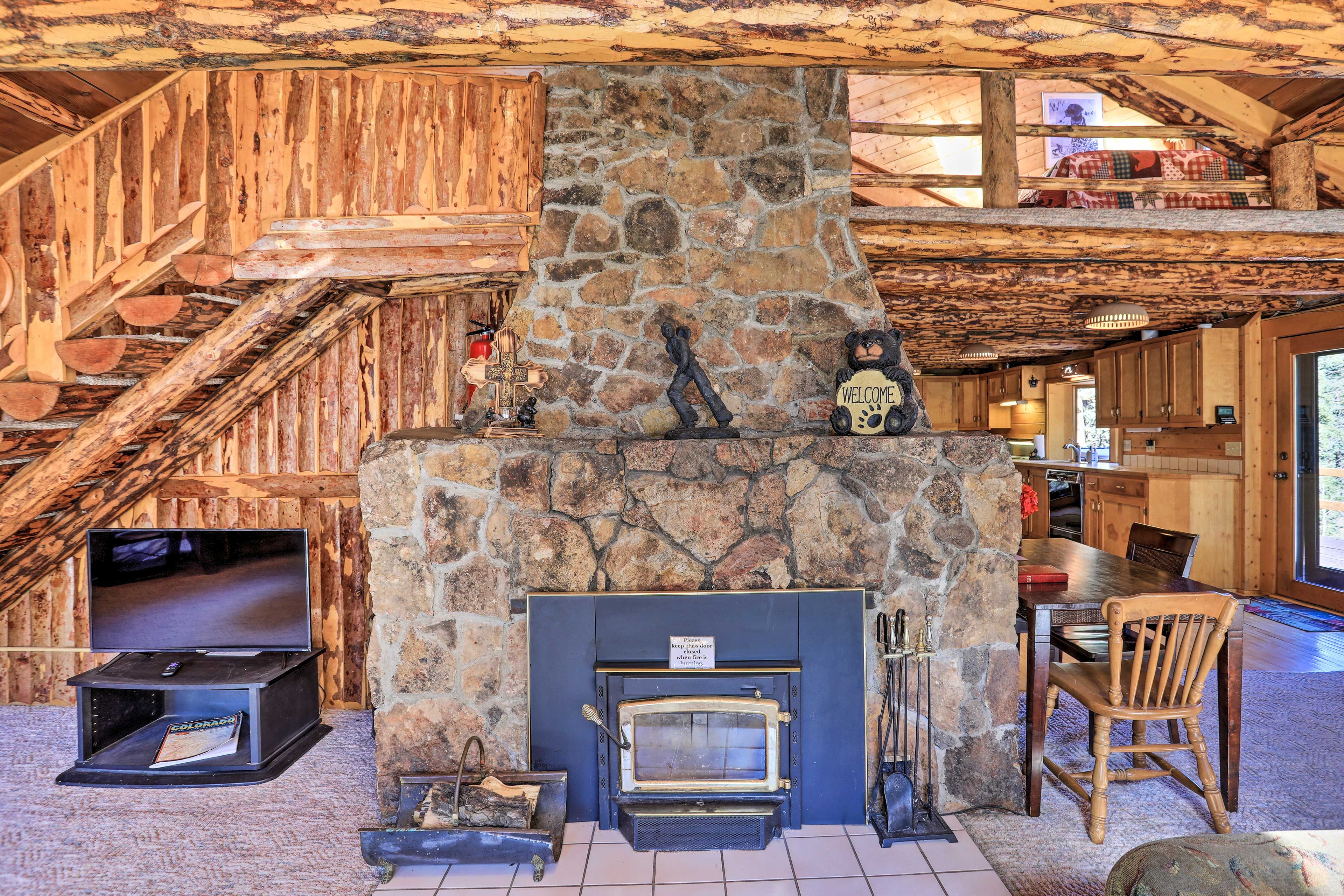 Living Room | Towering Cliffside Views