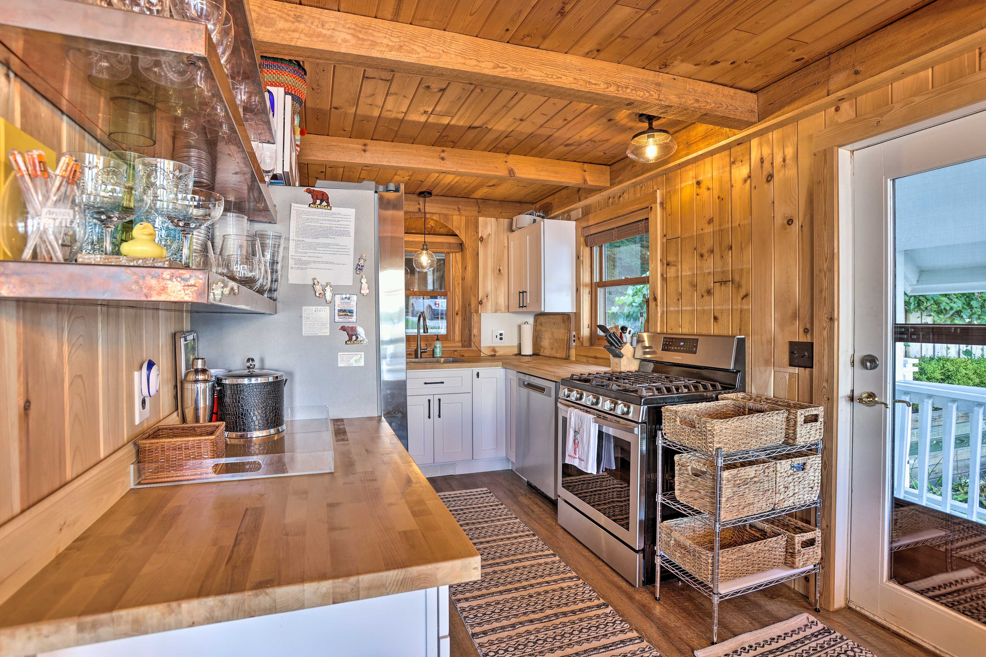 Kitchen | Fully Equipped | Cooking Basics