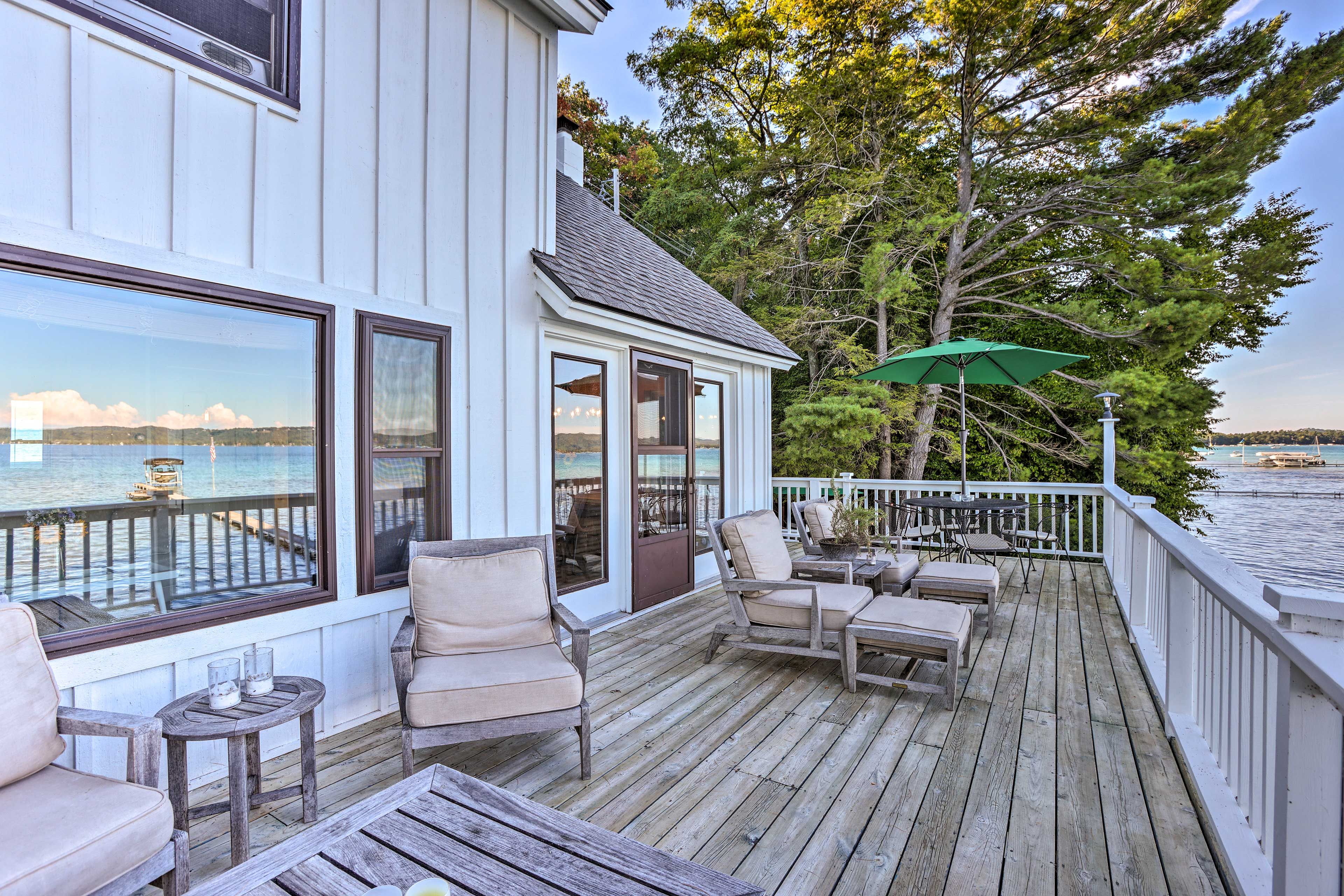 Deck