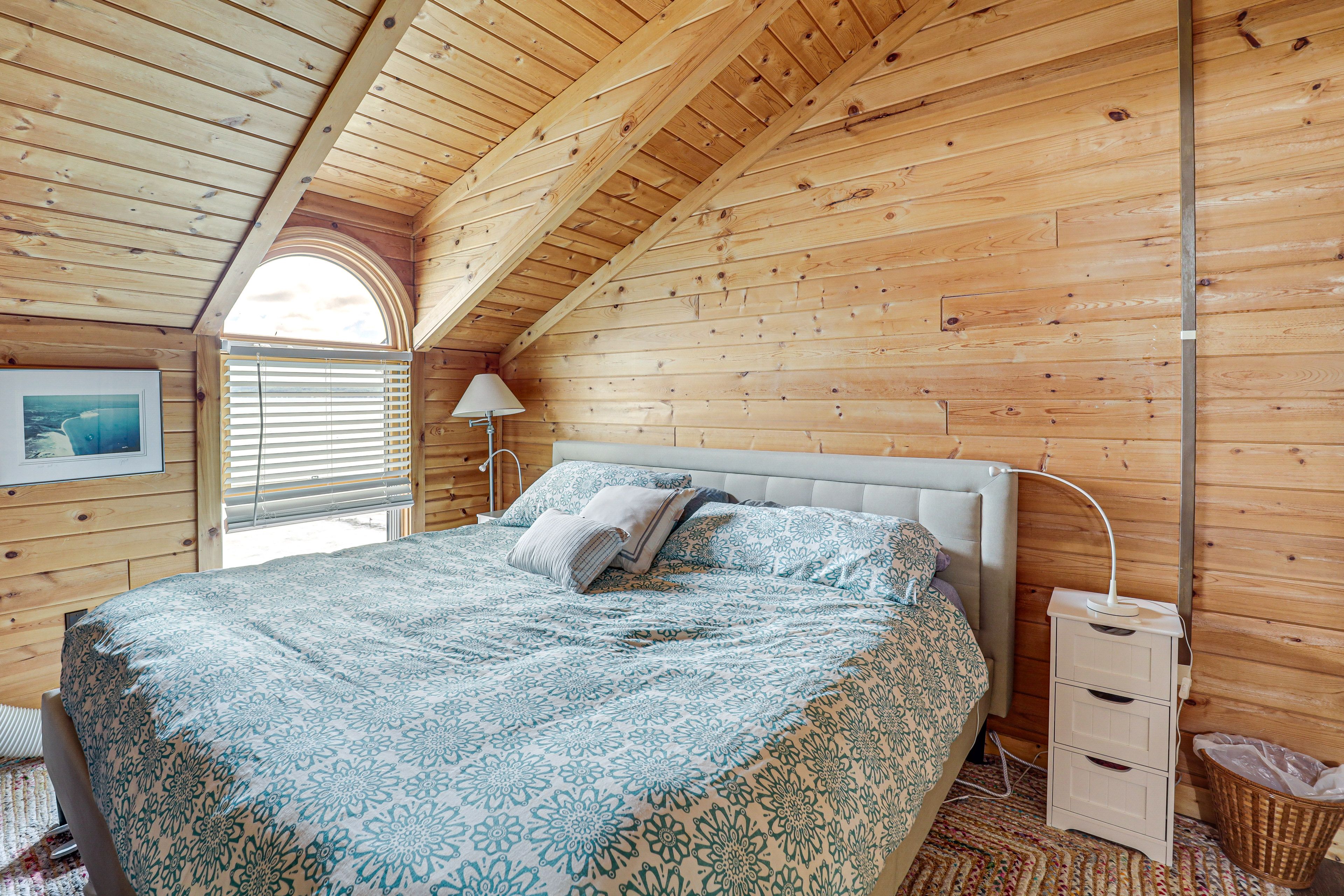 Bedroom 3 | Upper Level | King Bed