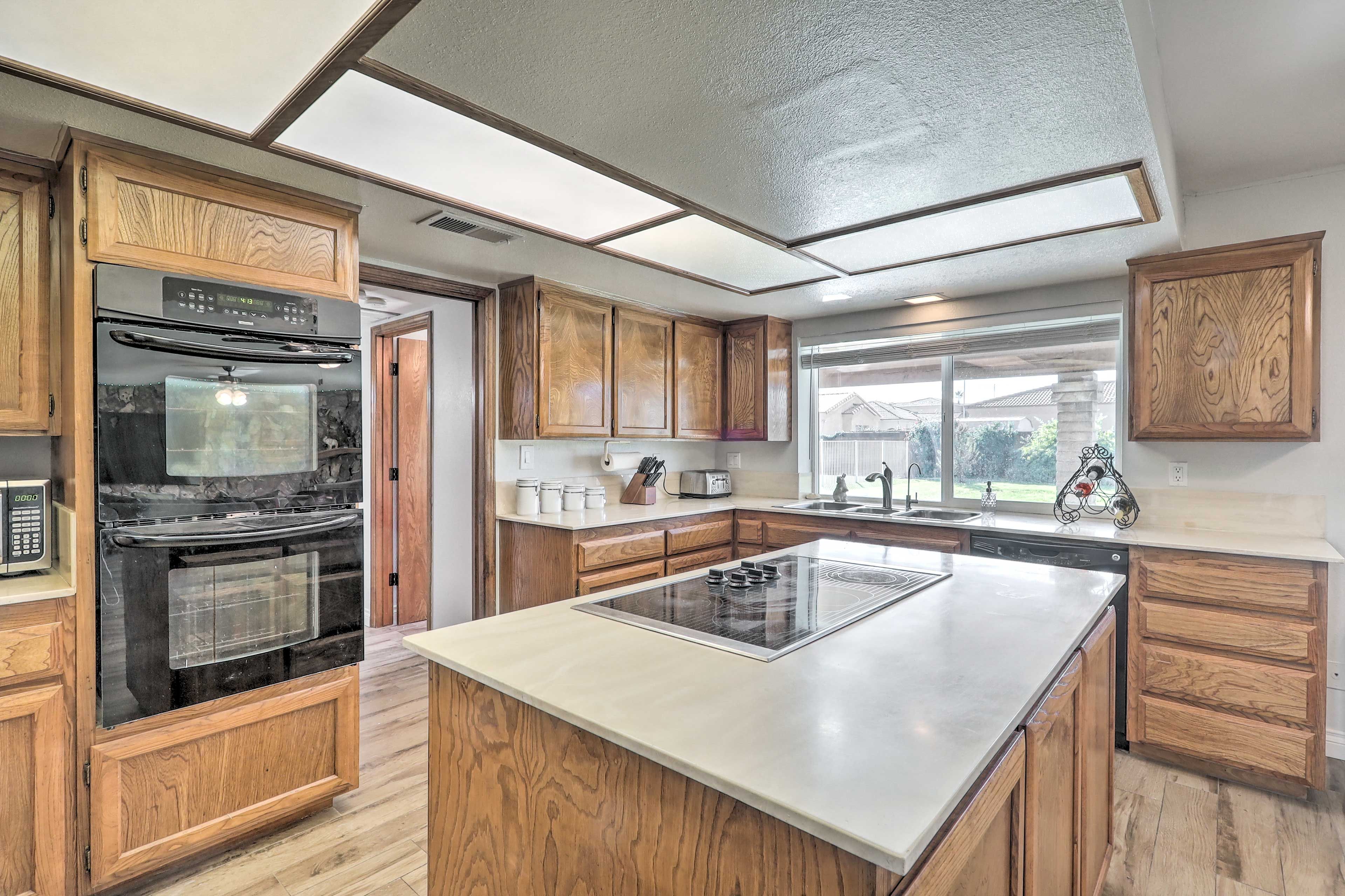 Kitchen | Toaster | Blender | Crock-Pot | High Chair