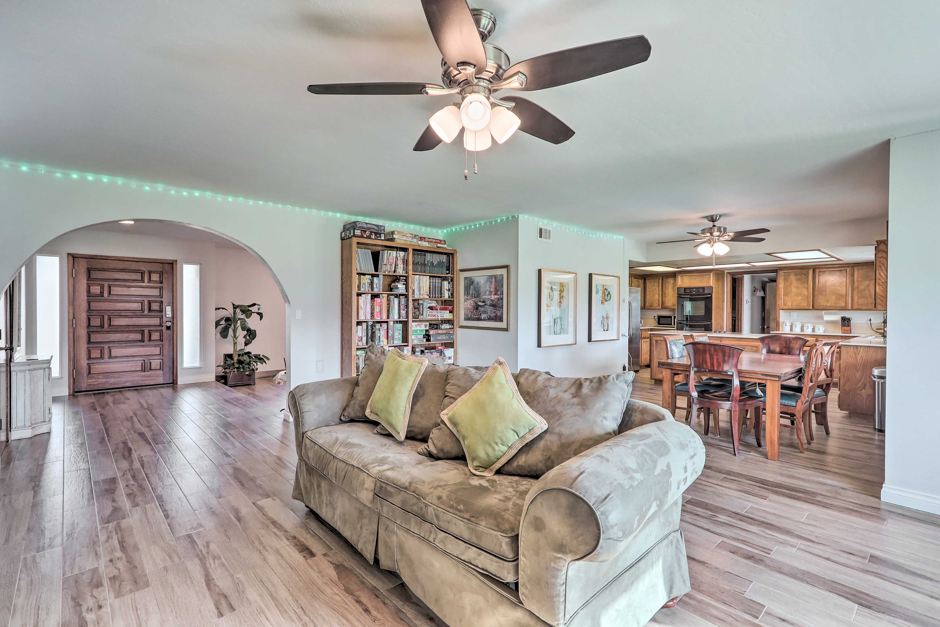 Living Room | Access to Dining Room/Kitchen