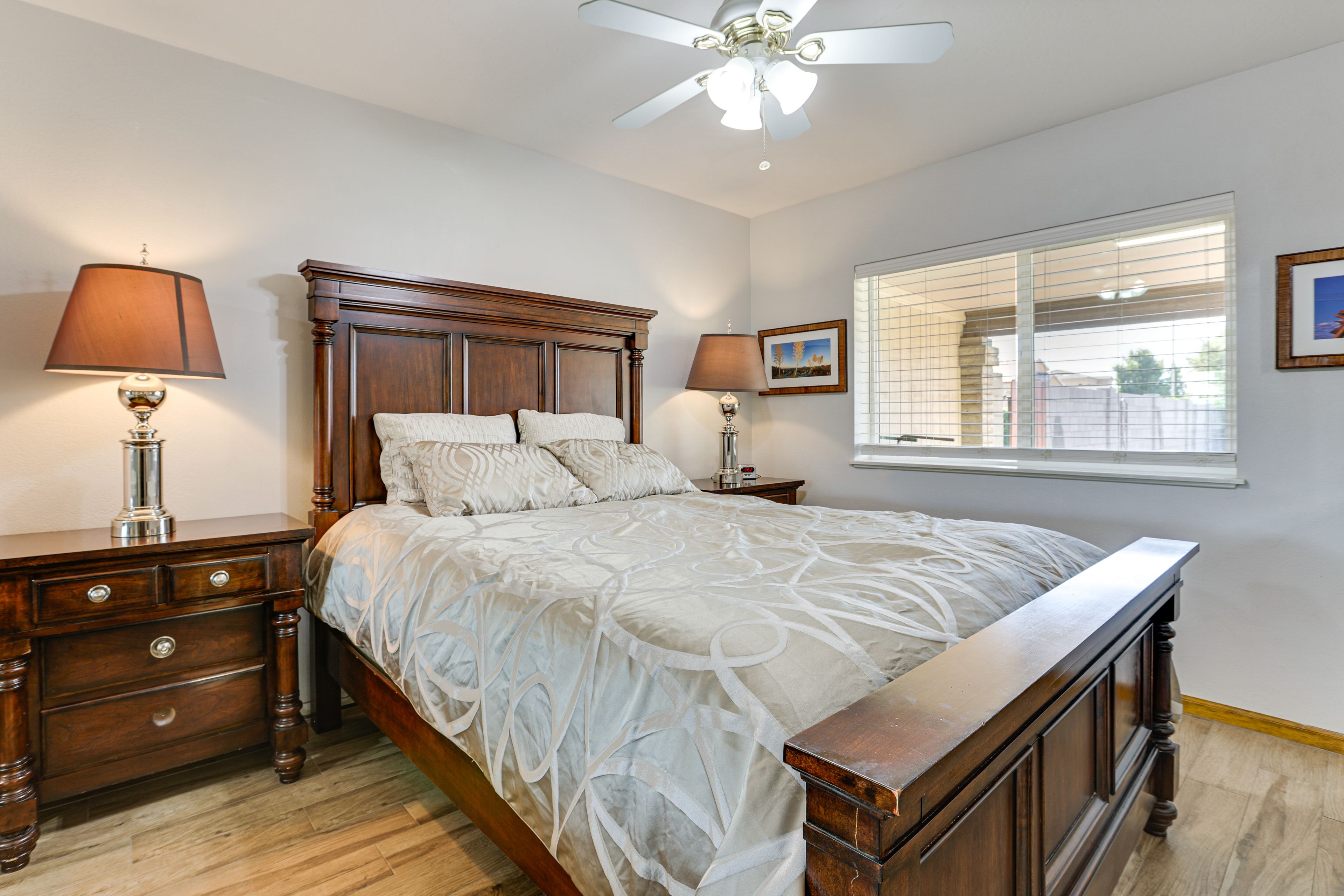 Bedroom 4 | Queen Bed