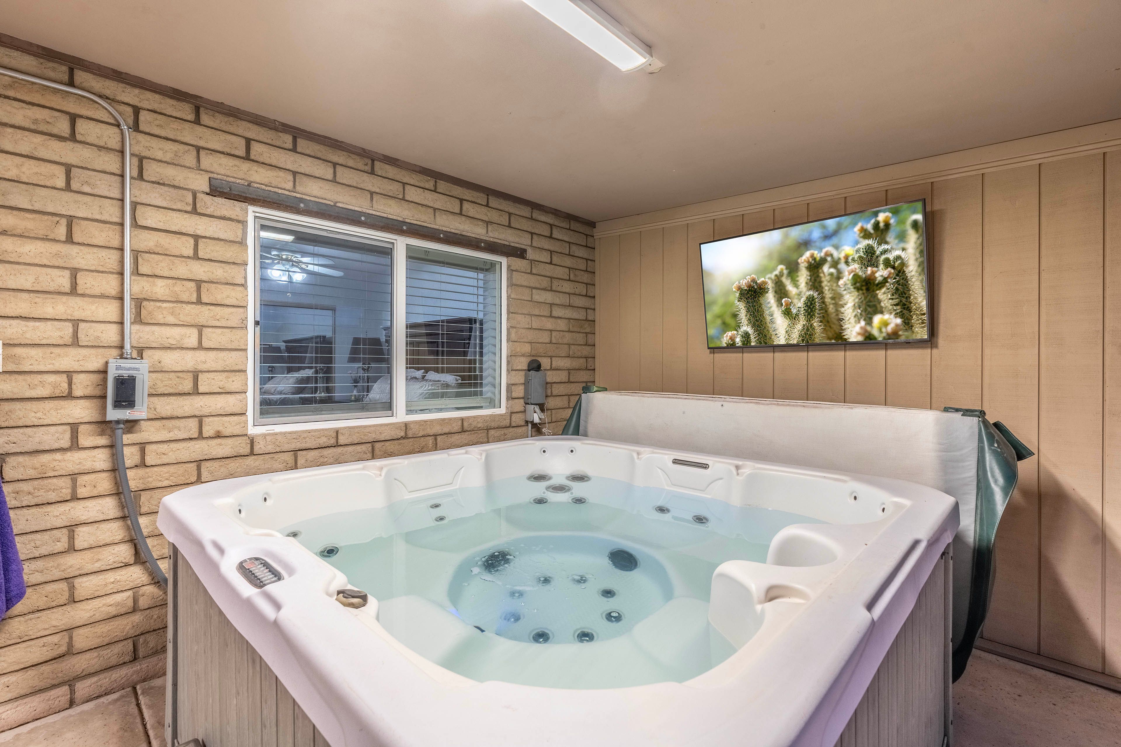 Patio | Private Hot Tub | TV | Gas Grill | Outdoor Dining Area