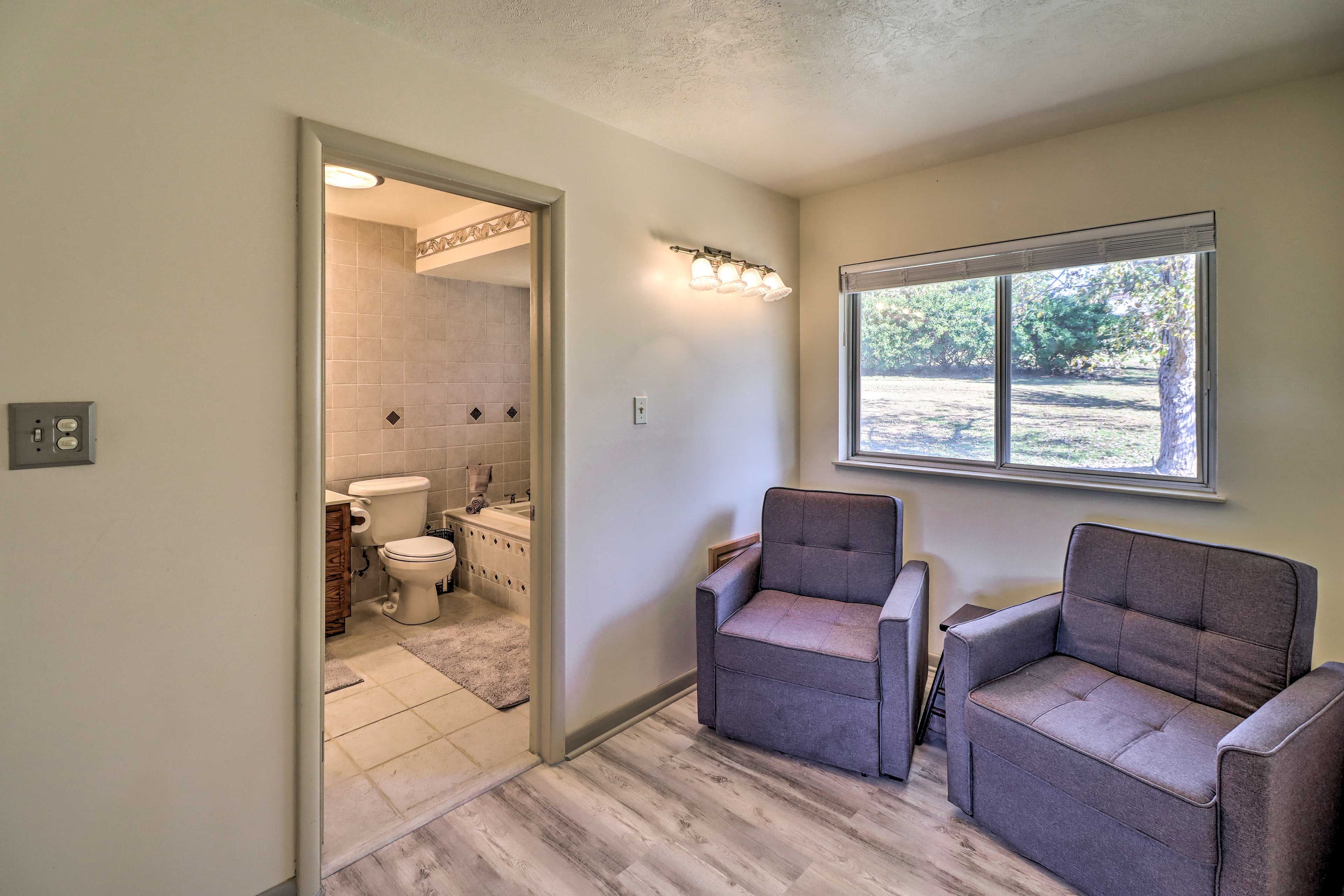 Bedroom 1 | En-Suite Bathroom