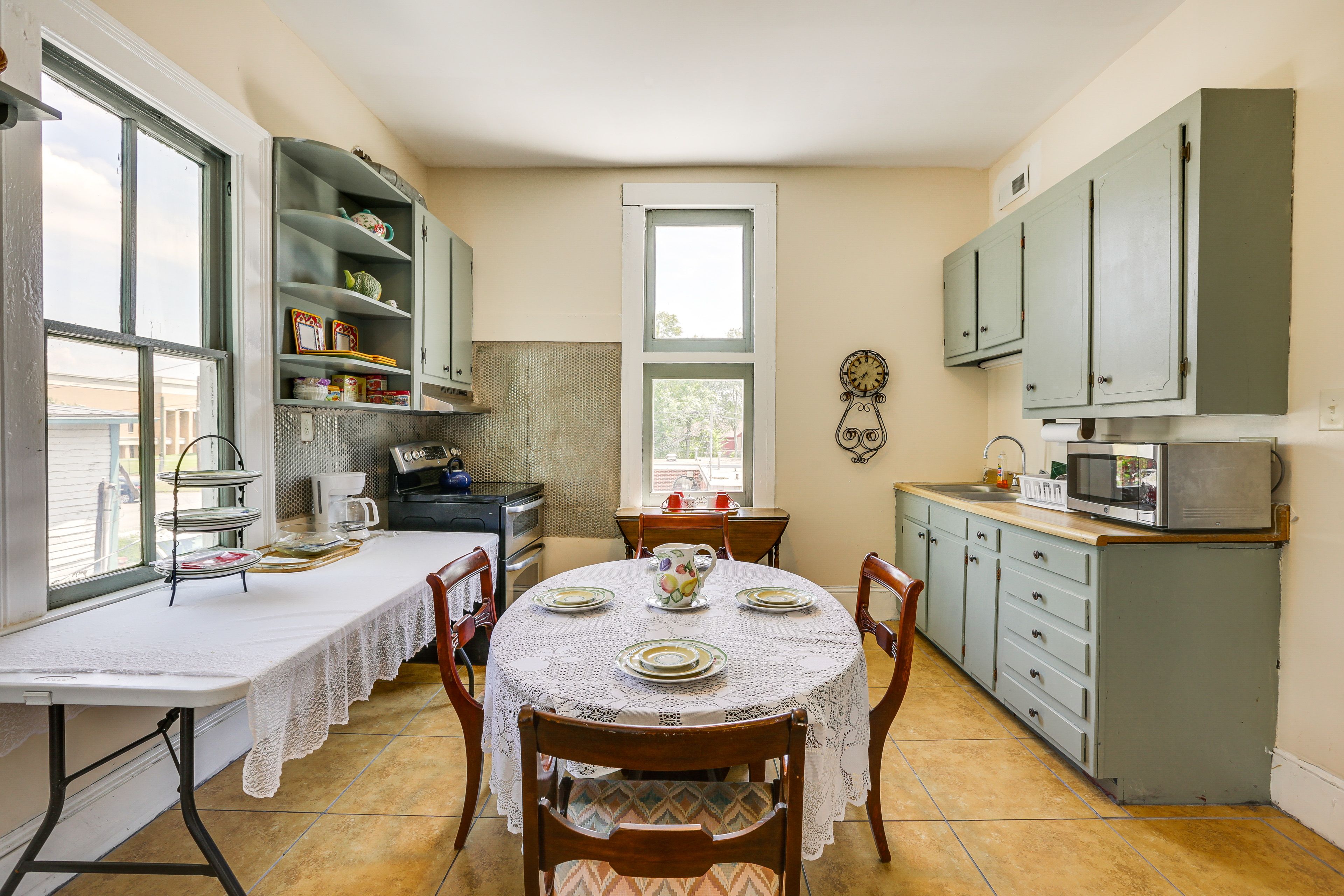 2nd Kitchen | Equipped w/ Cooking Basics