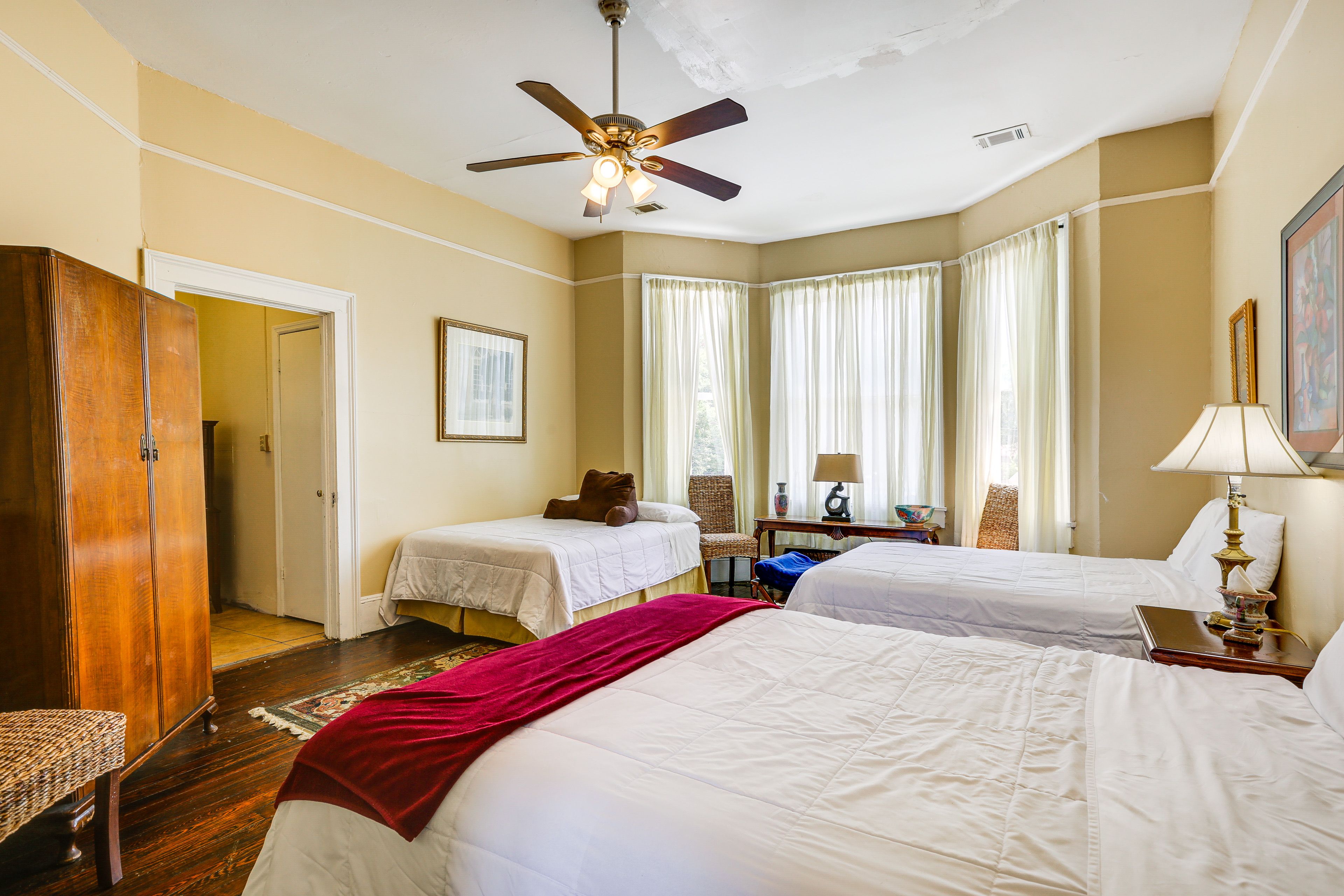 Bedroom 2 | 3 Full Beds | 2nd Floor
