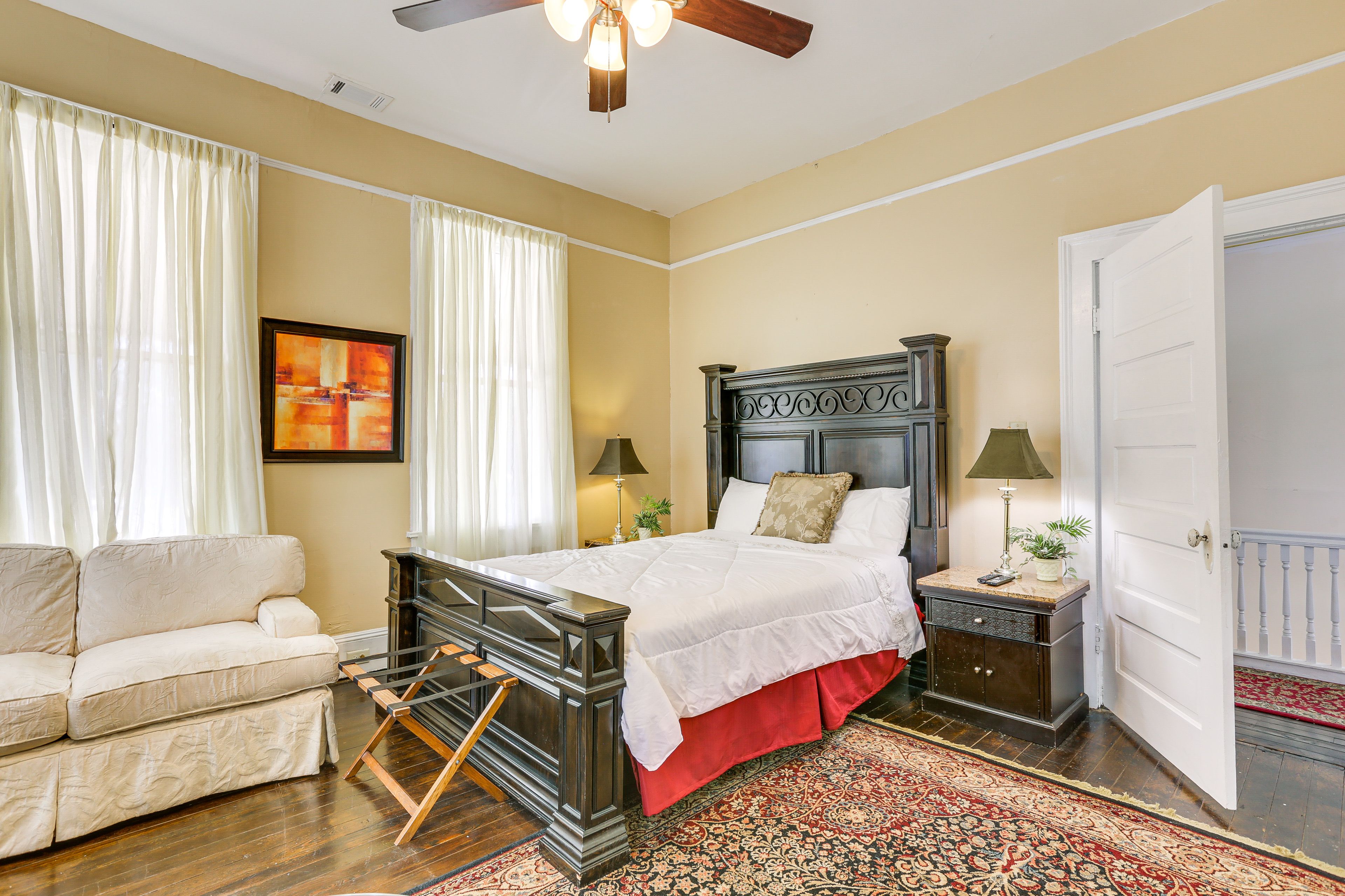 Bedroom 1 | Queen Bed | 2nd Floor