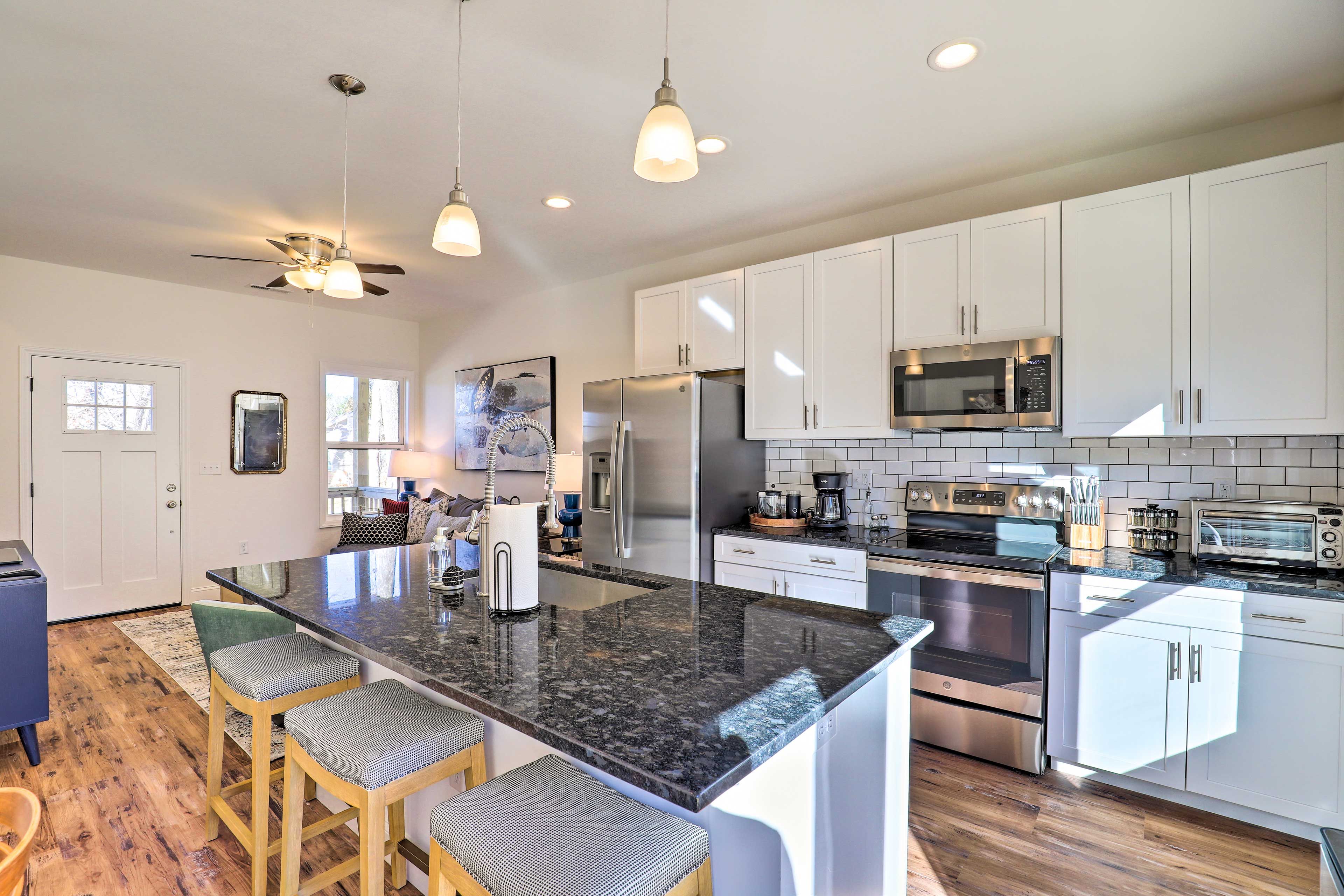 Asheville Vacation Rental | 4BR | 2.5BA | 1,300 Sq Ft | Stairs Required