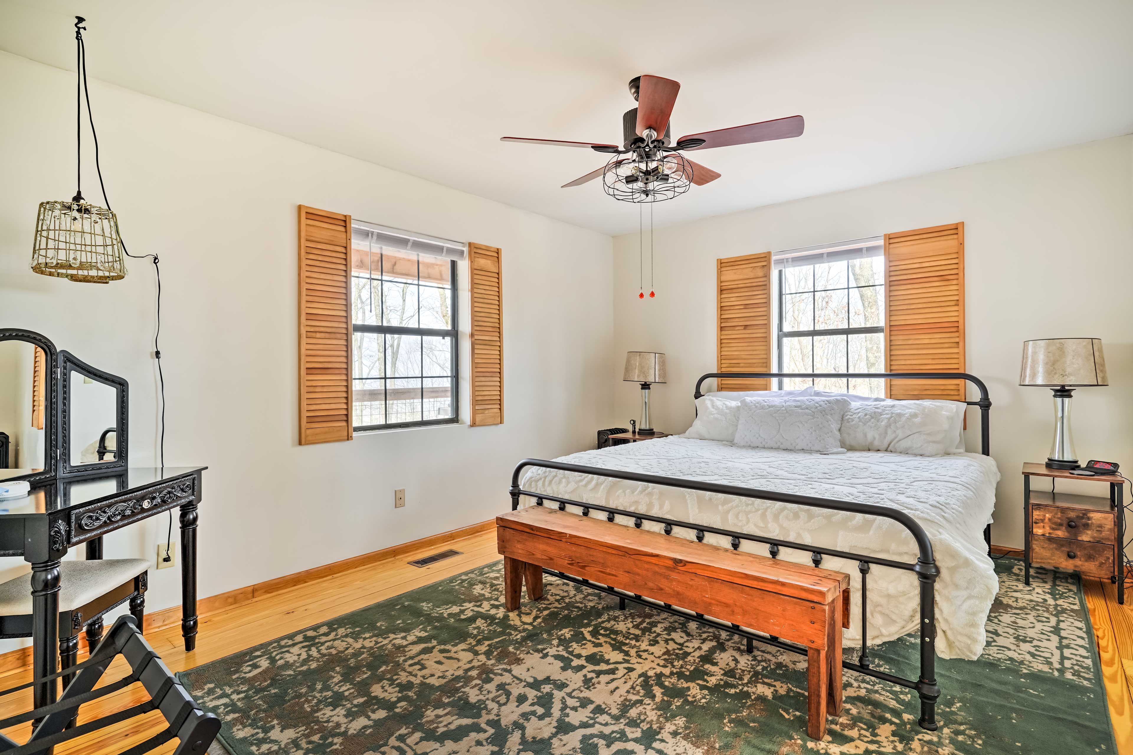 Bedroom 1 | California King Bed | Linens Provided