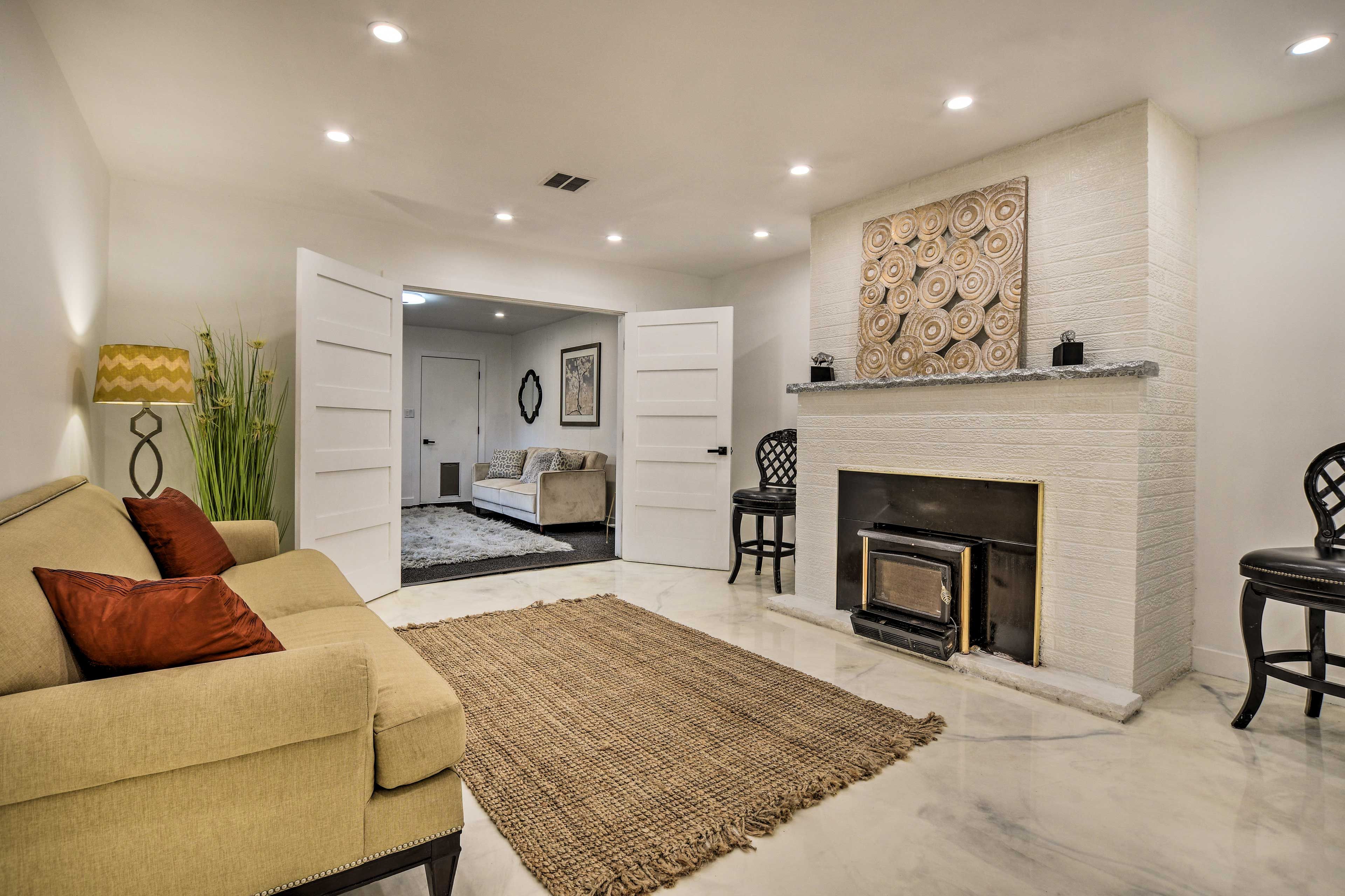 Sitting Room w/ Fireplace