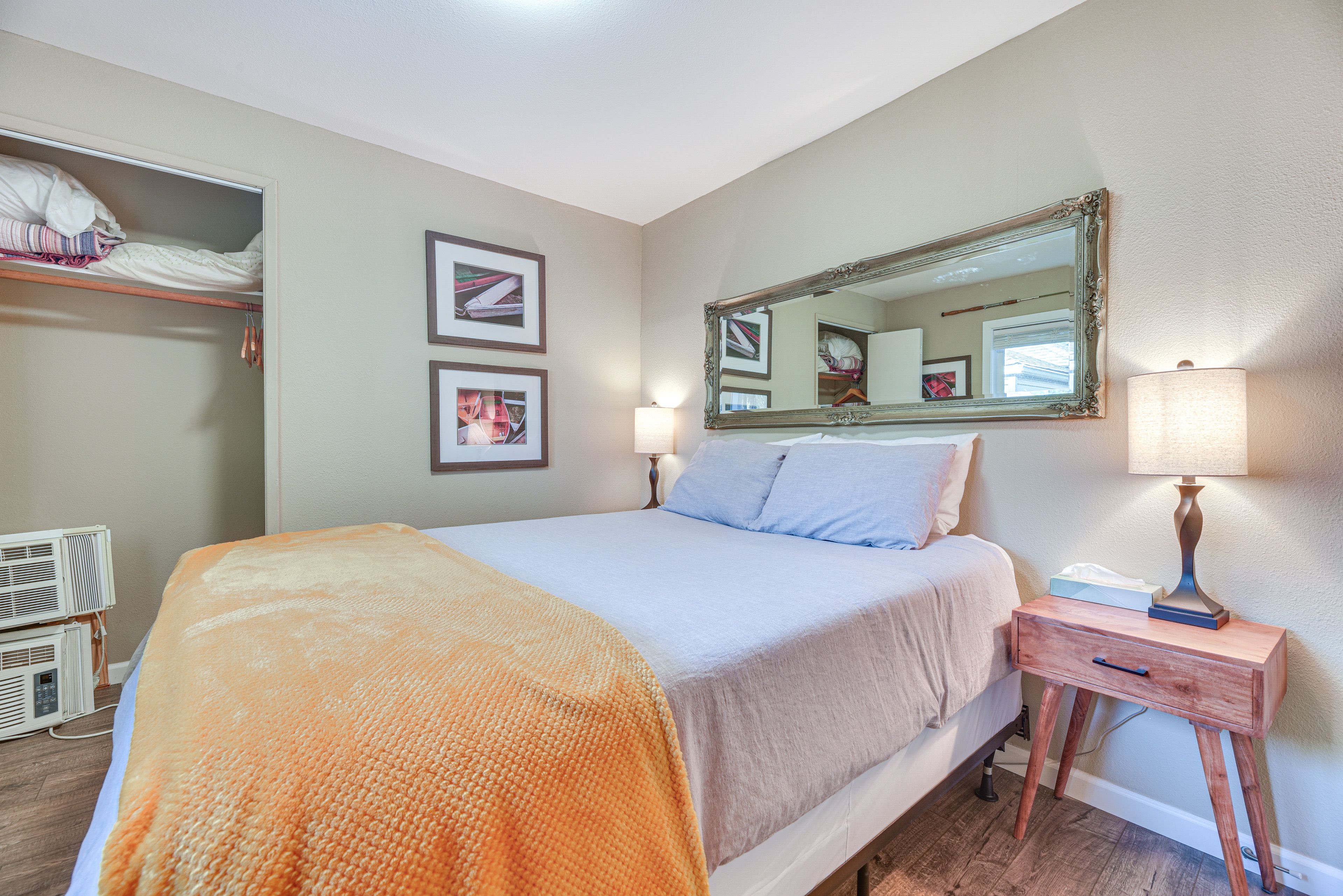 Bedroom 1 | King Bed | Smart TV