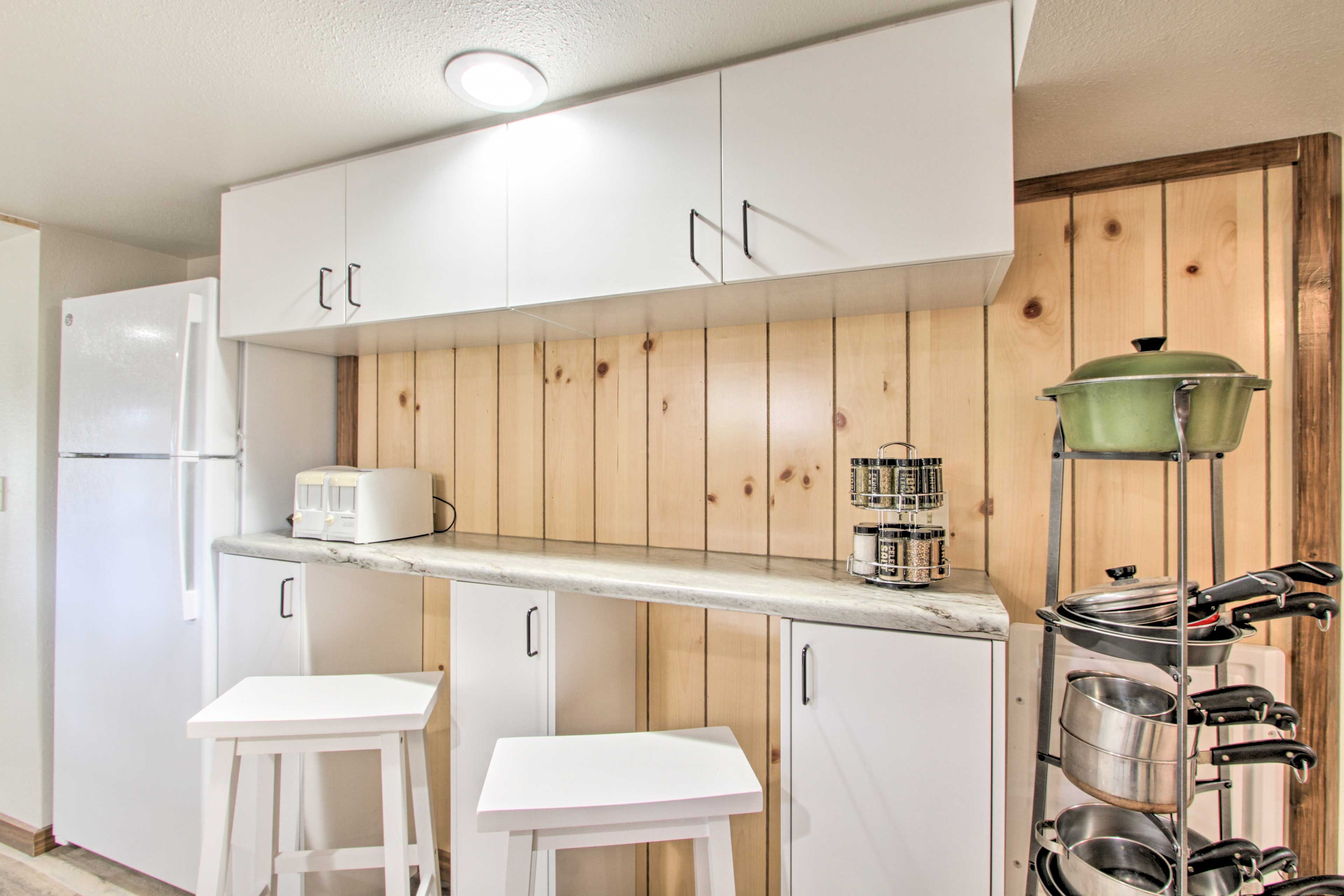 Fully Equipped Kitchen | Toaster
