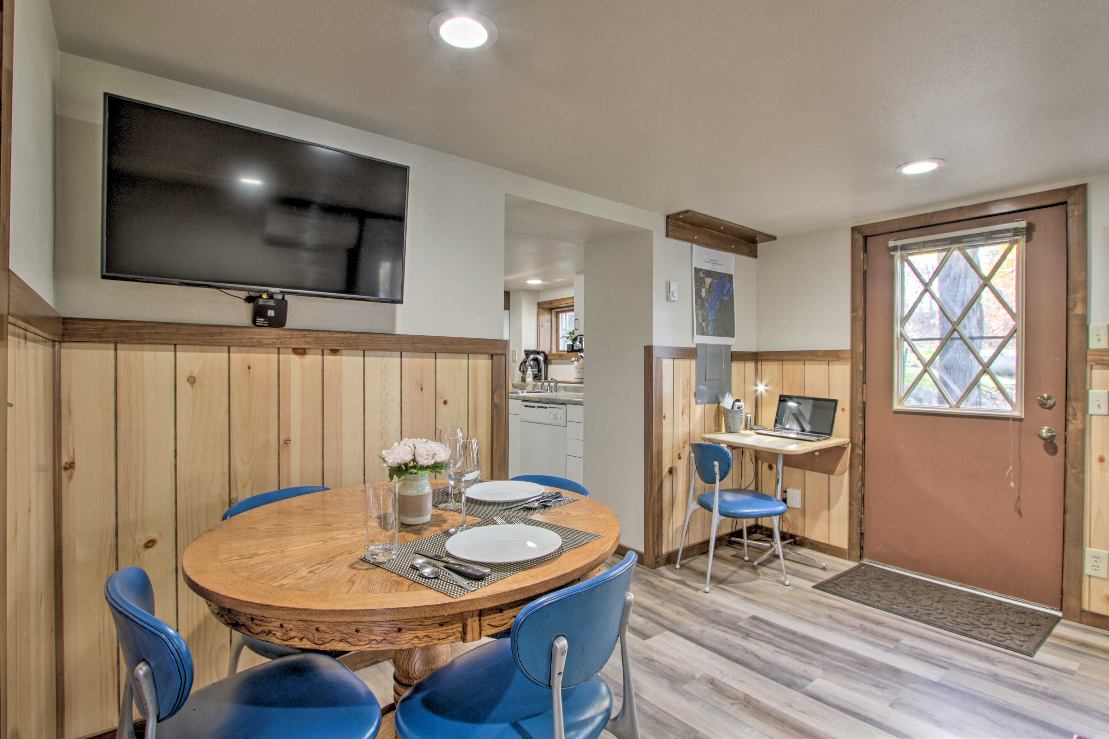 Dining Space | Dishware & Flatware