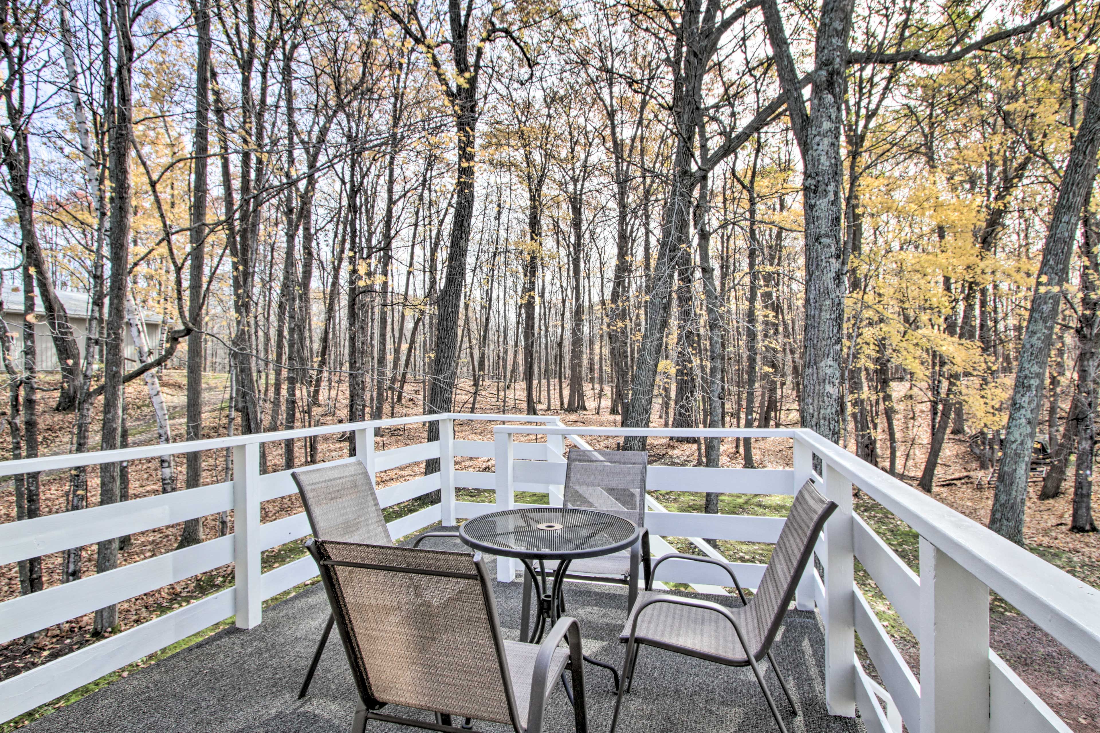 New Auburn Vacation Rental | 1BR | 1BA | Upstairs Apartment | Stairs Required