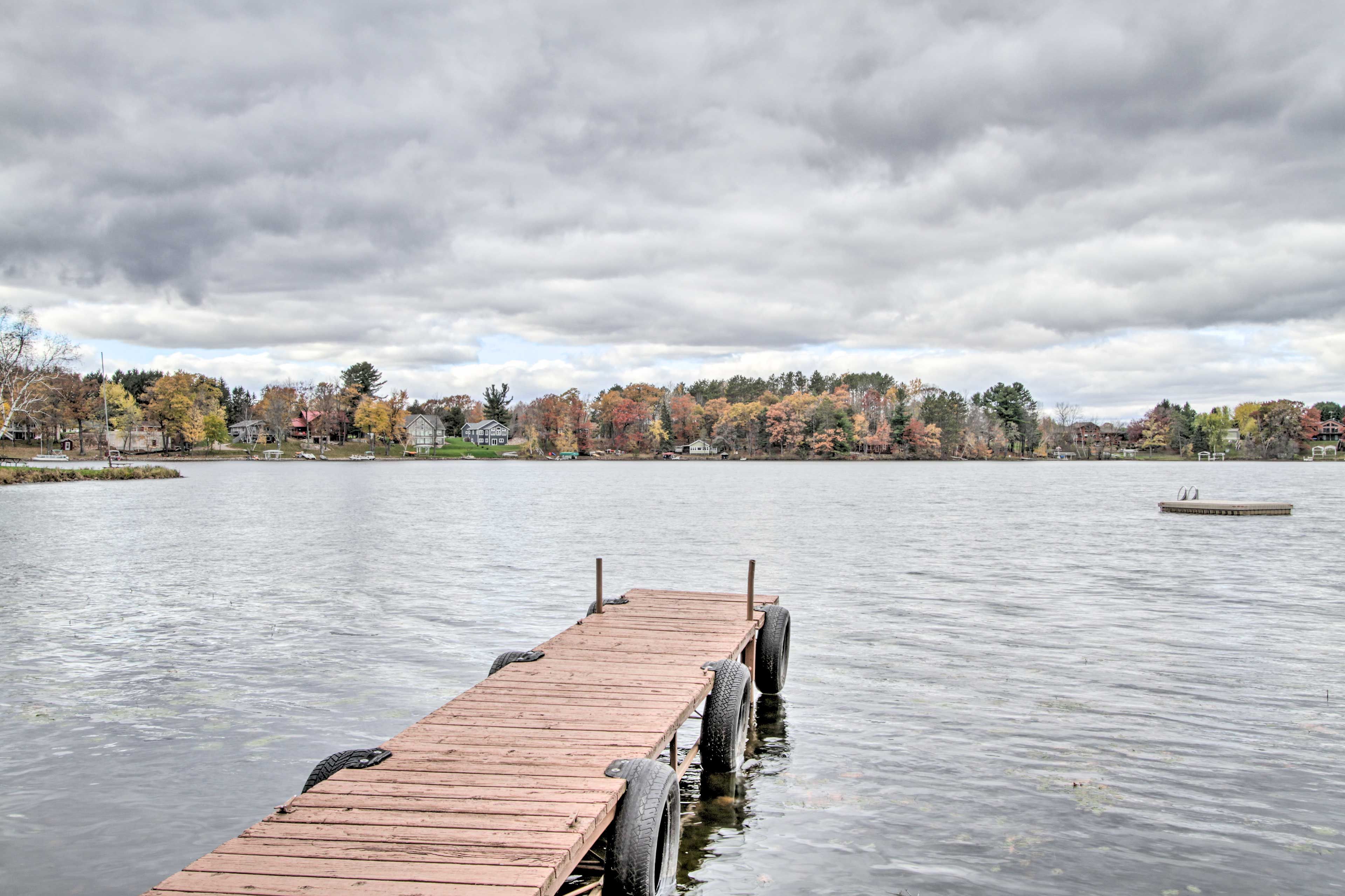 Shared Dock | On-Site Lake