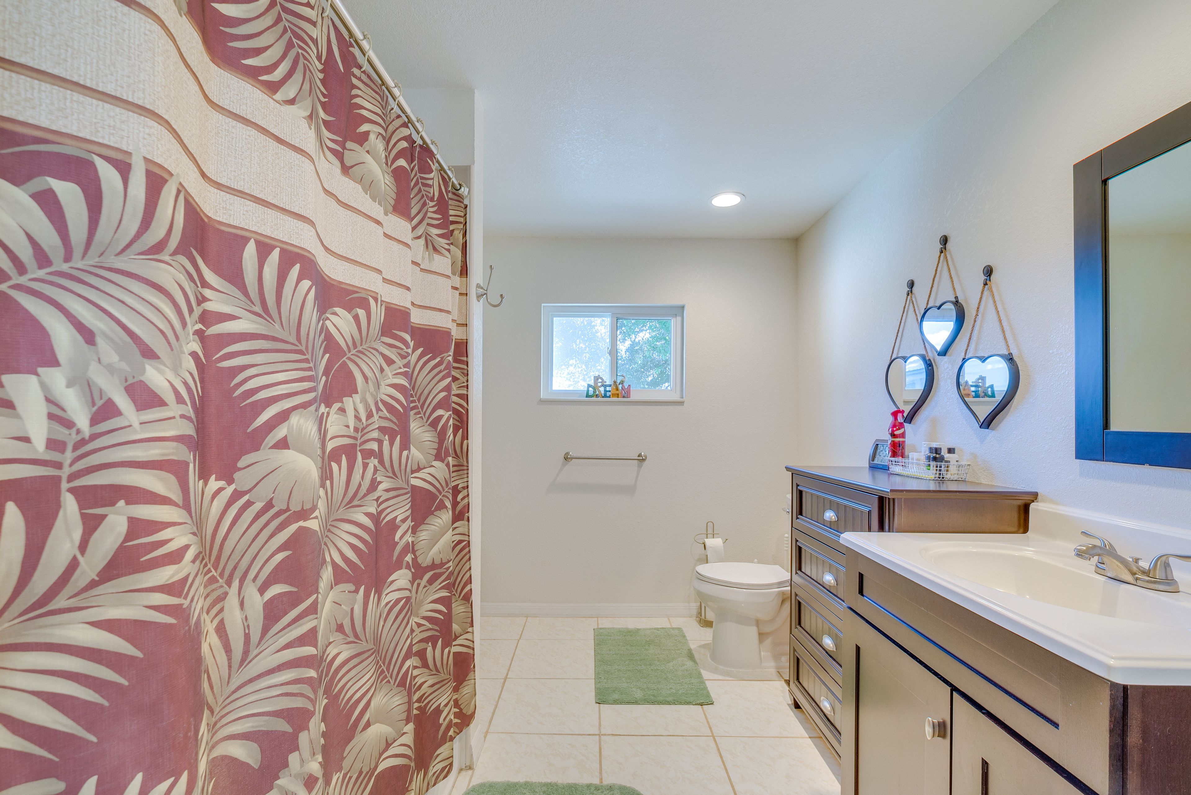 Bathroom | Towels Provided