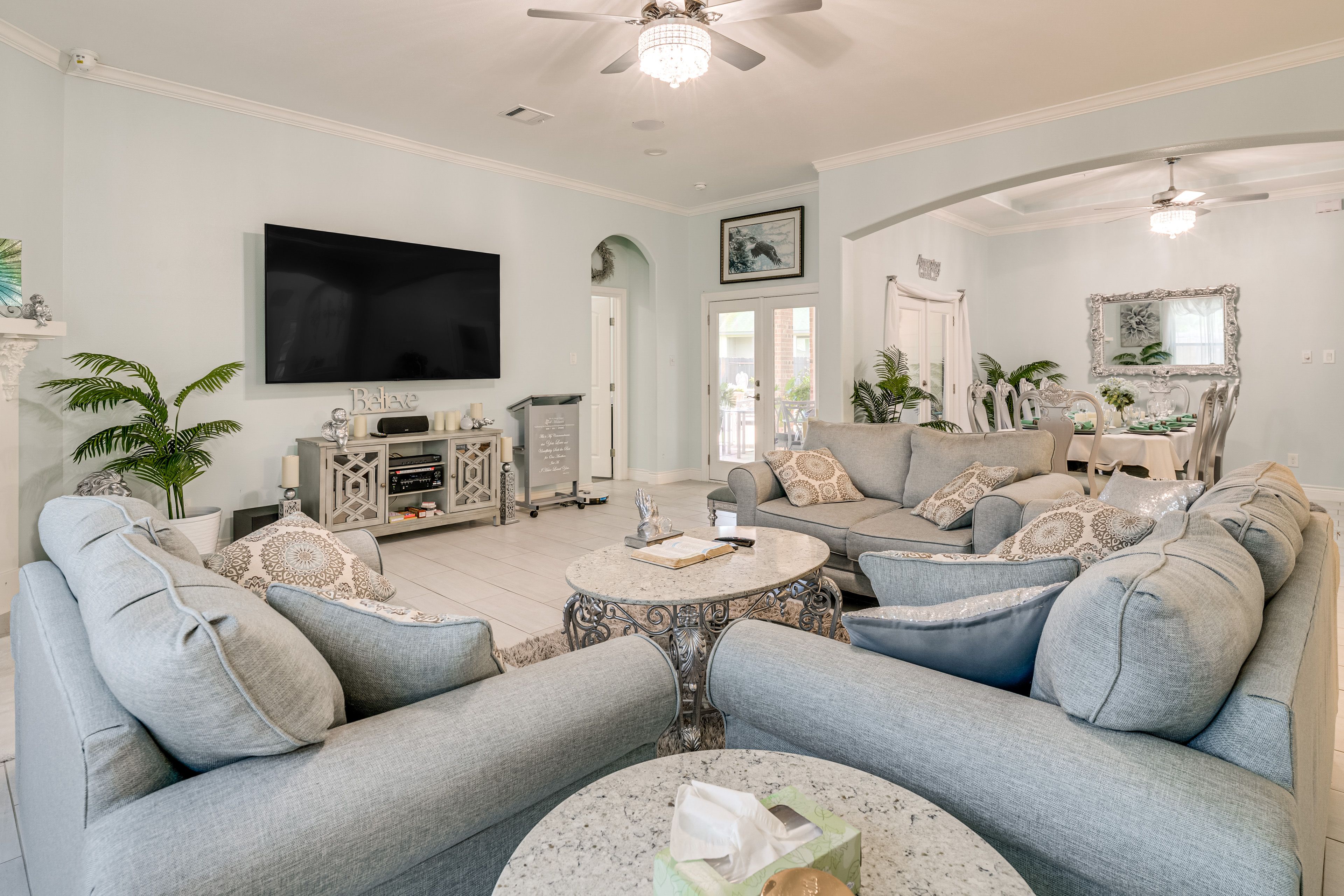 Living Room | Fireplace | Free WiFi | Main Level