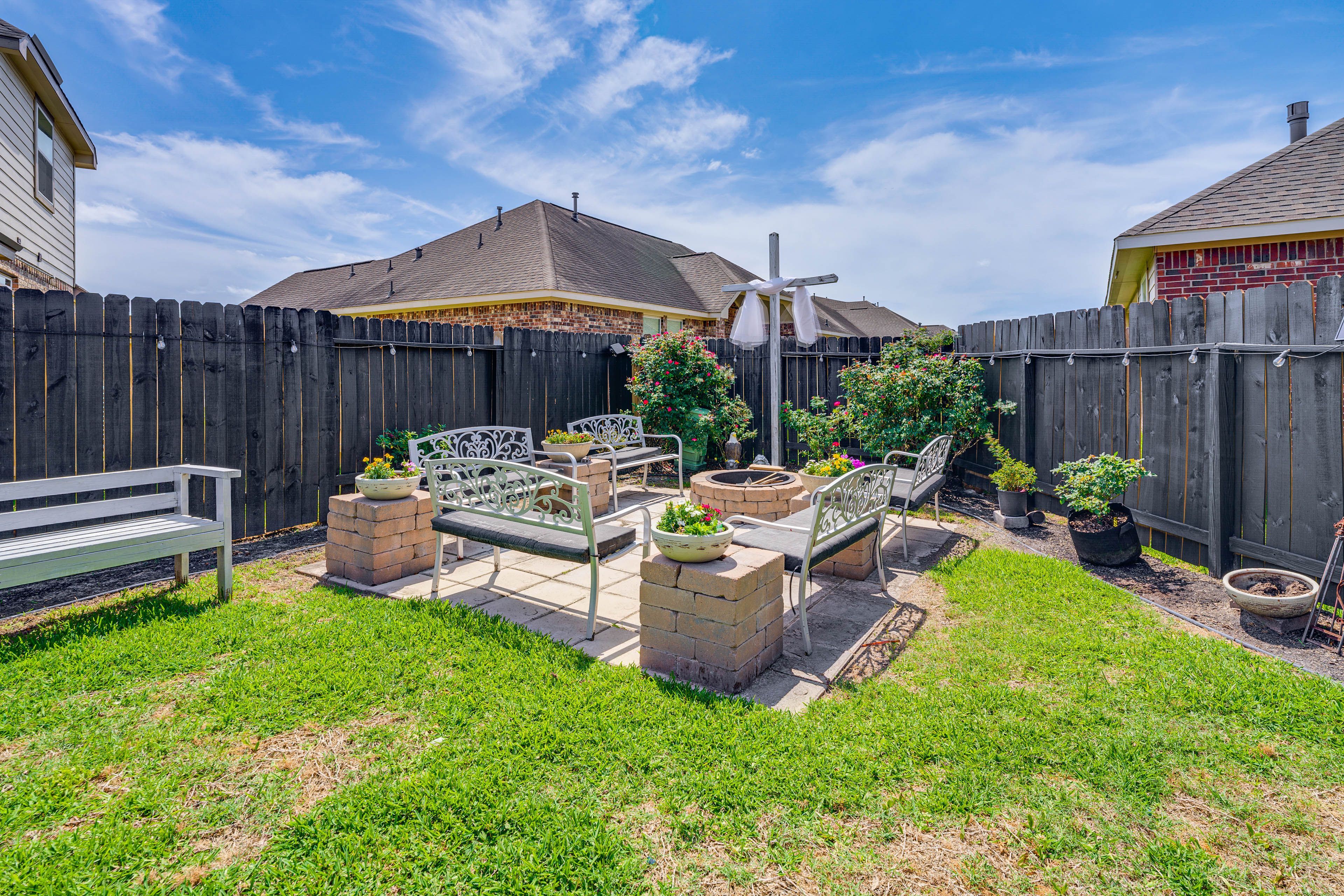 Patio | Fire Pit