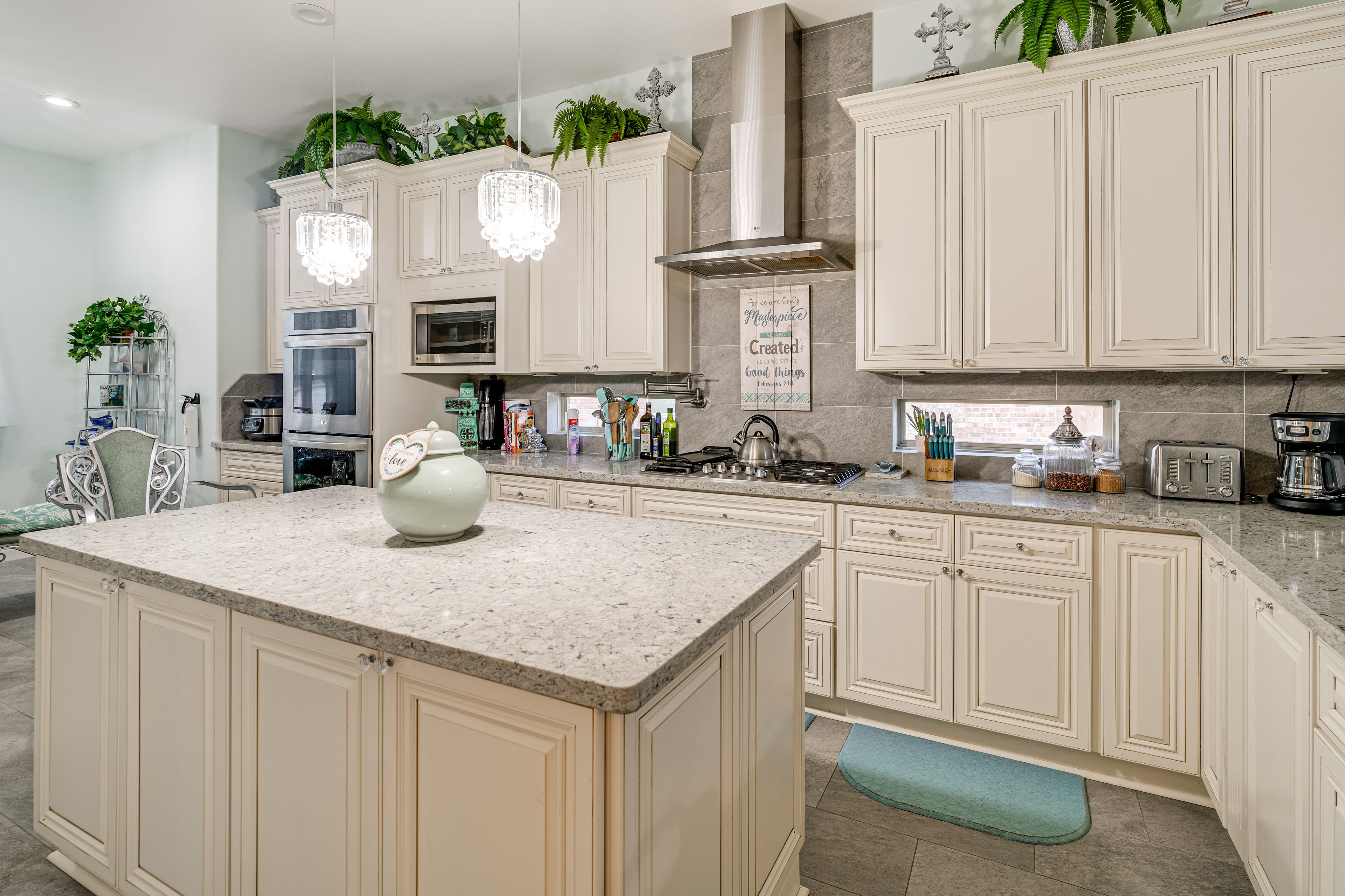 Kitchen | Dishwasher | Coffee Maker | Main Level