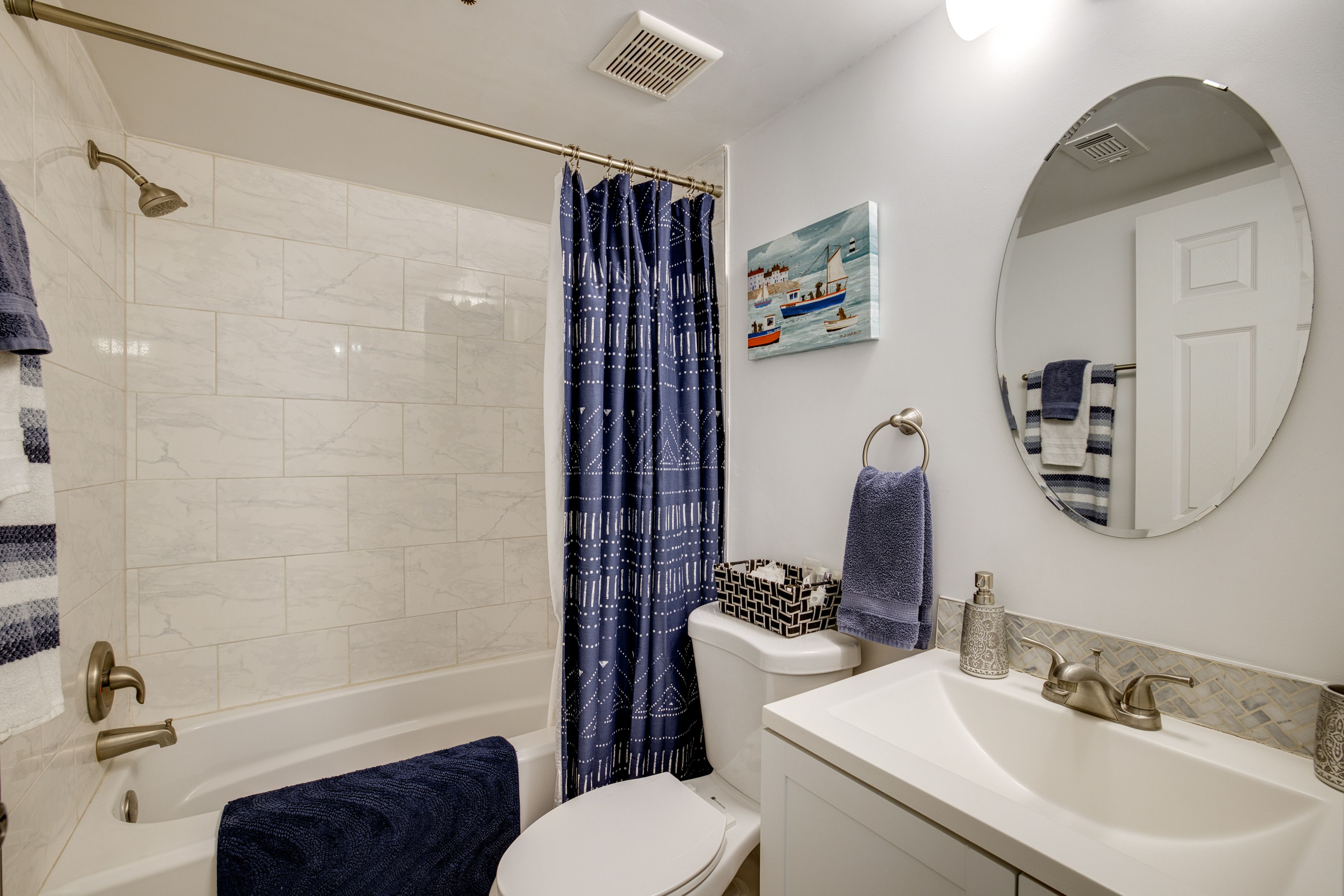 Full Bathroom