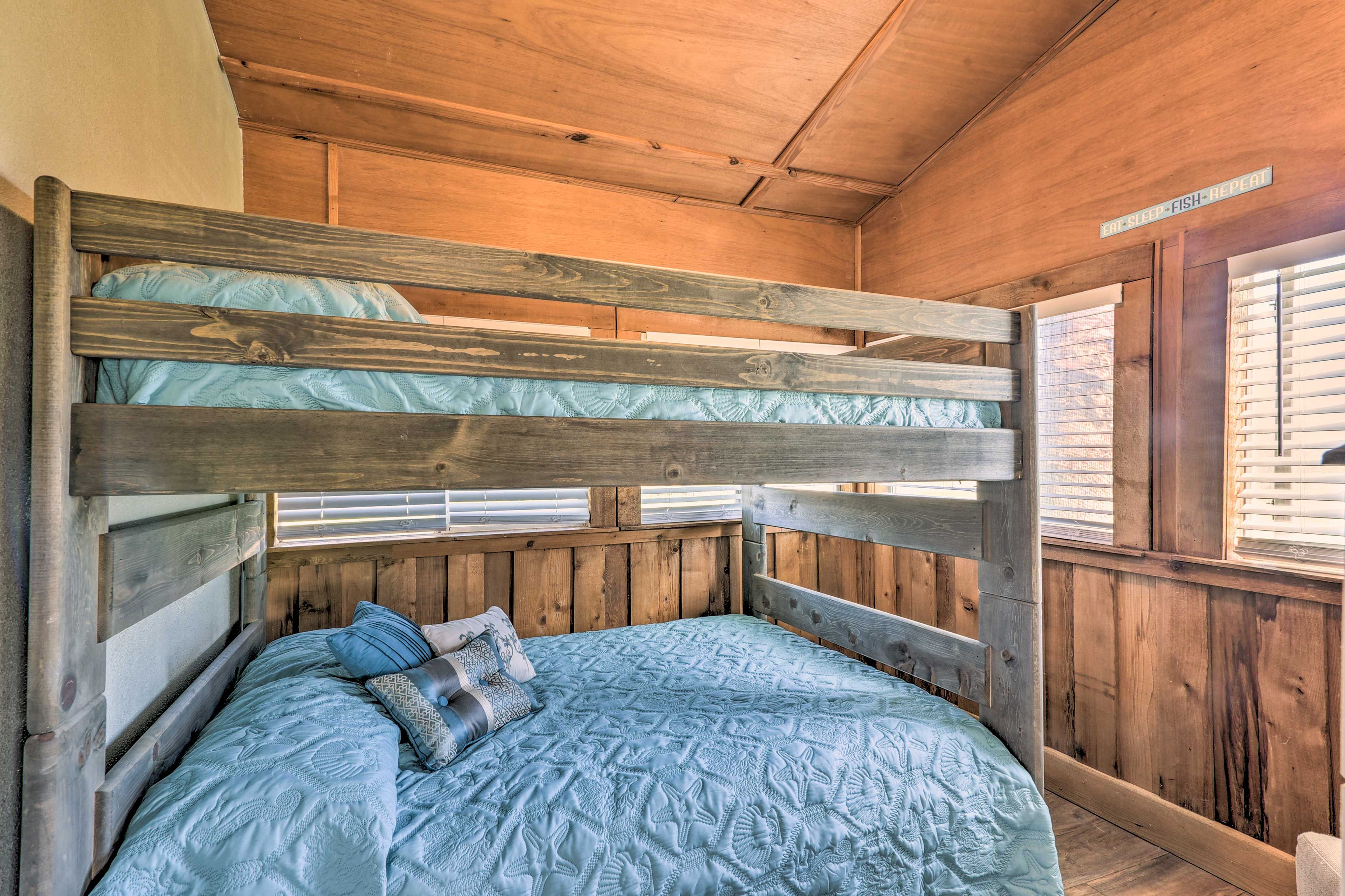Bedroom 2 | Full Bunk Bed
