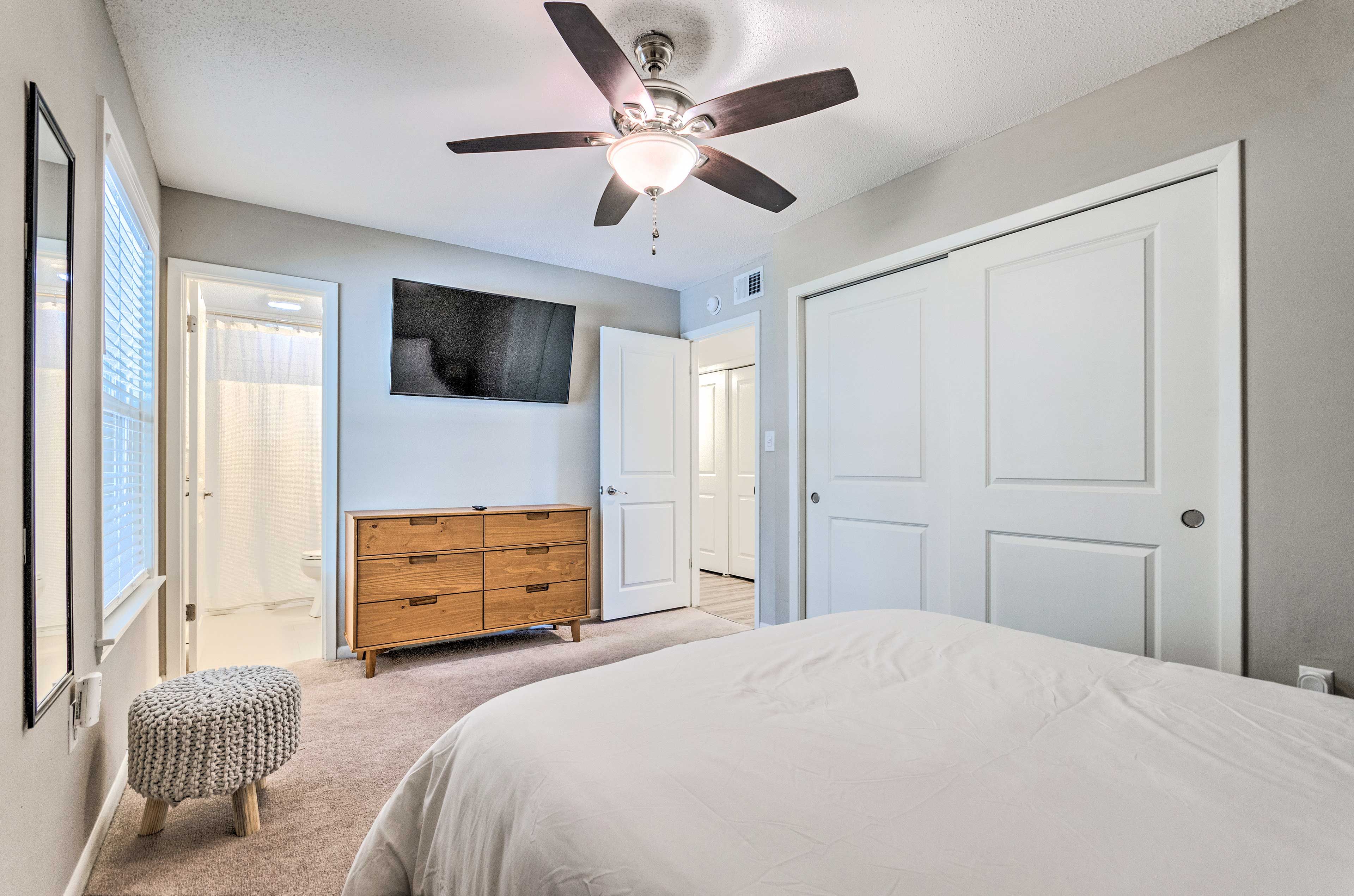 Bedroom 1 | Smart TV | En-Suite Bathroom