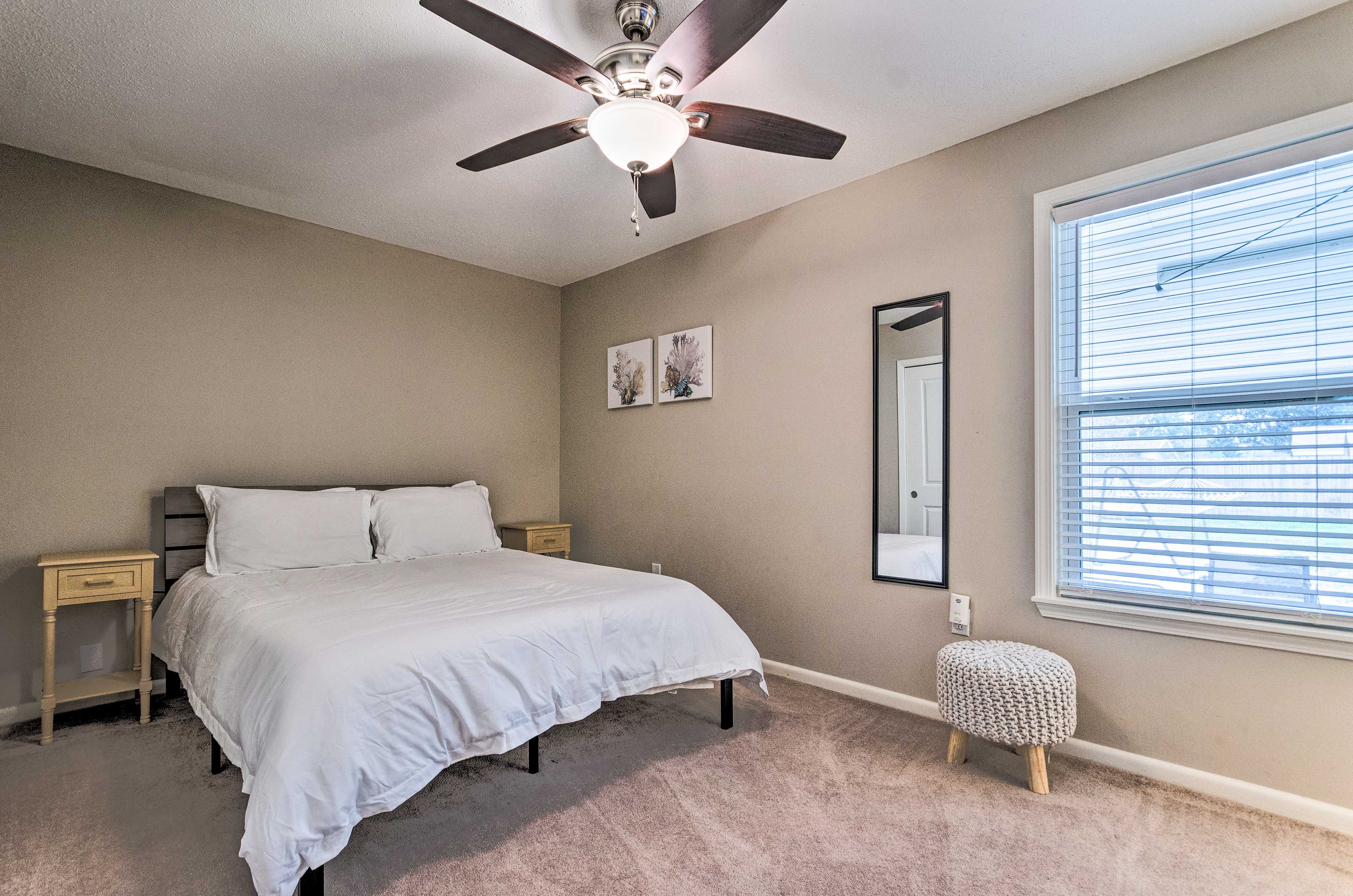 Bedroom 1 | Queen Bed | Linens & Towels Provided