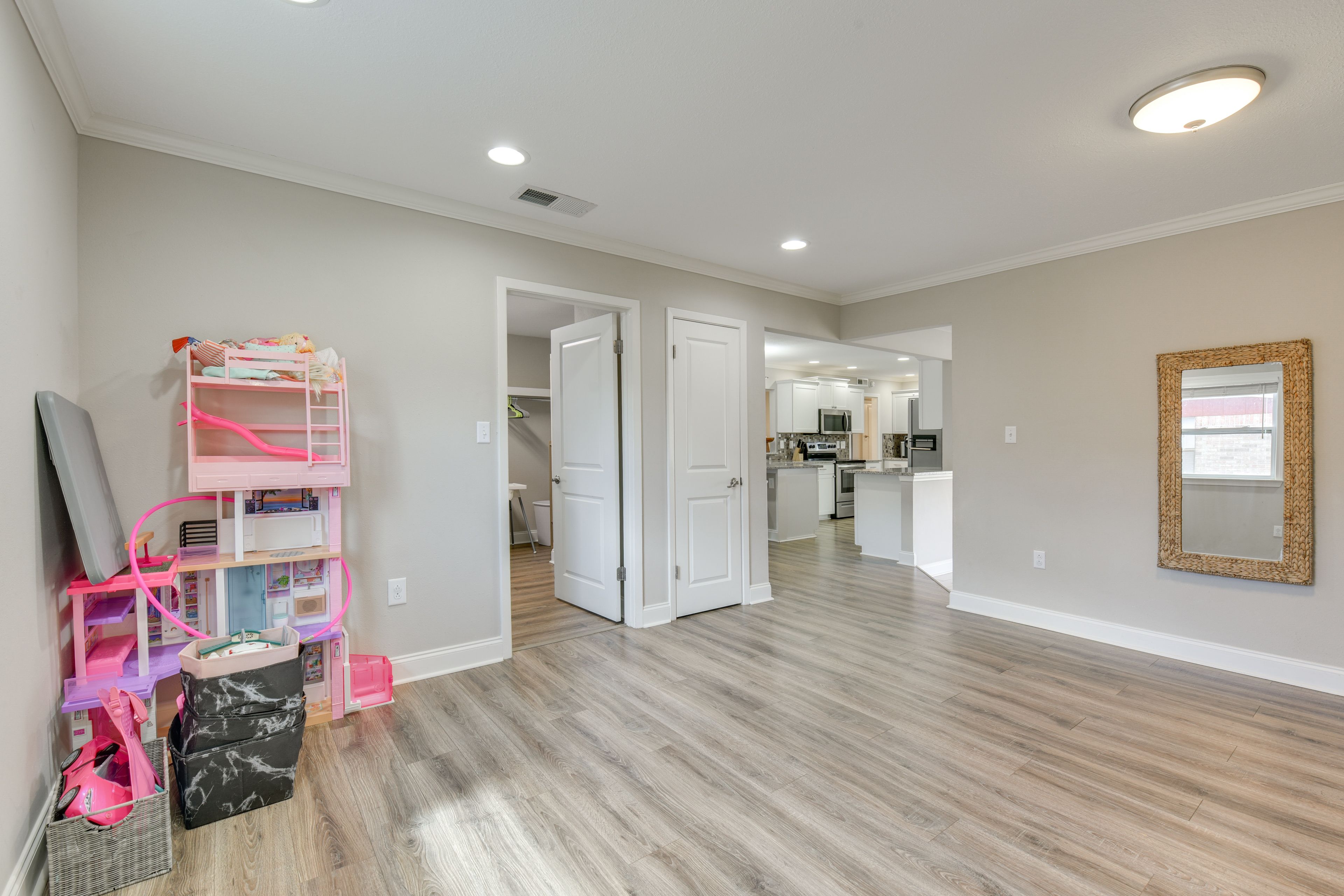 Spare Room | Pack 'n Play