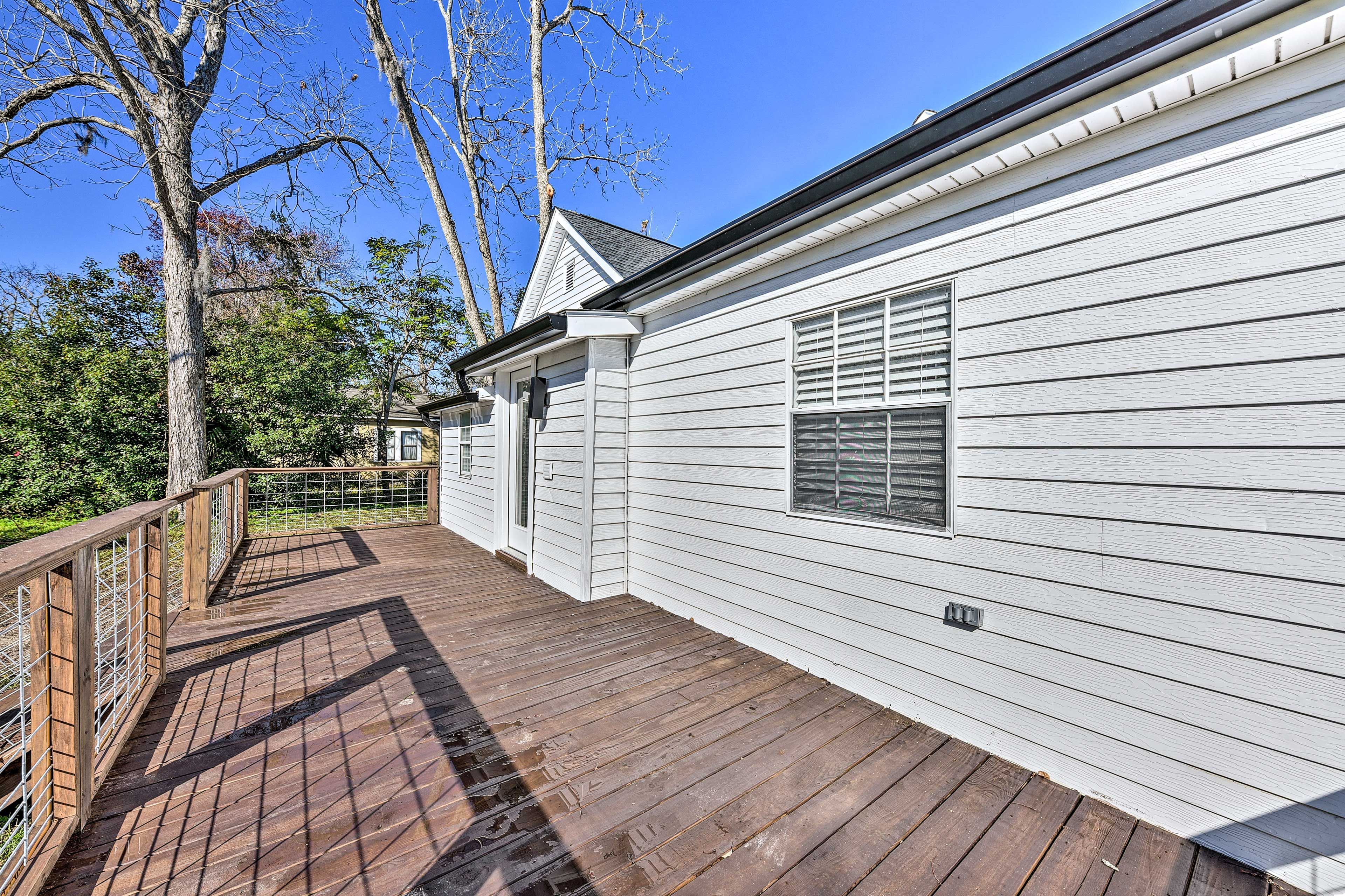 Private Deck