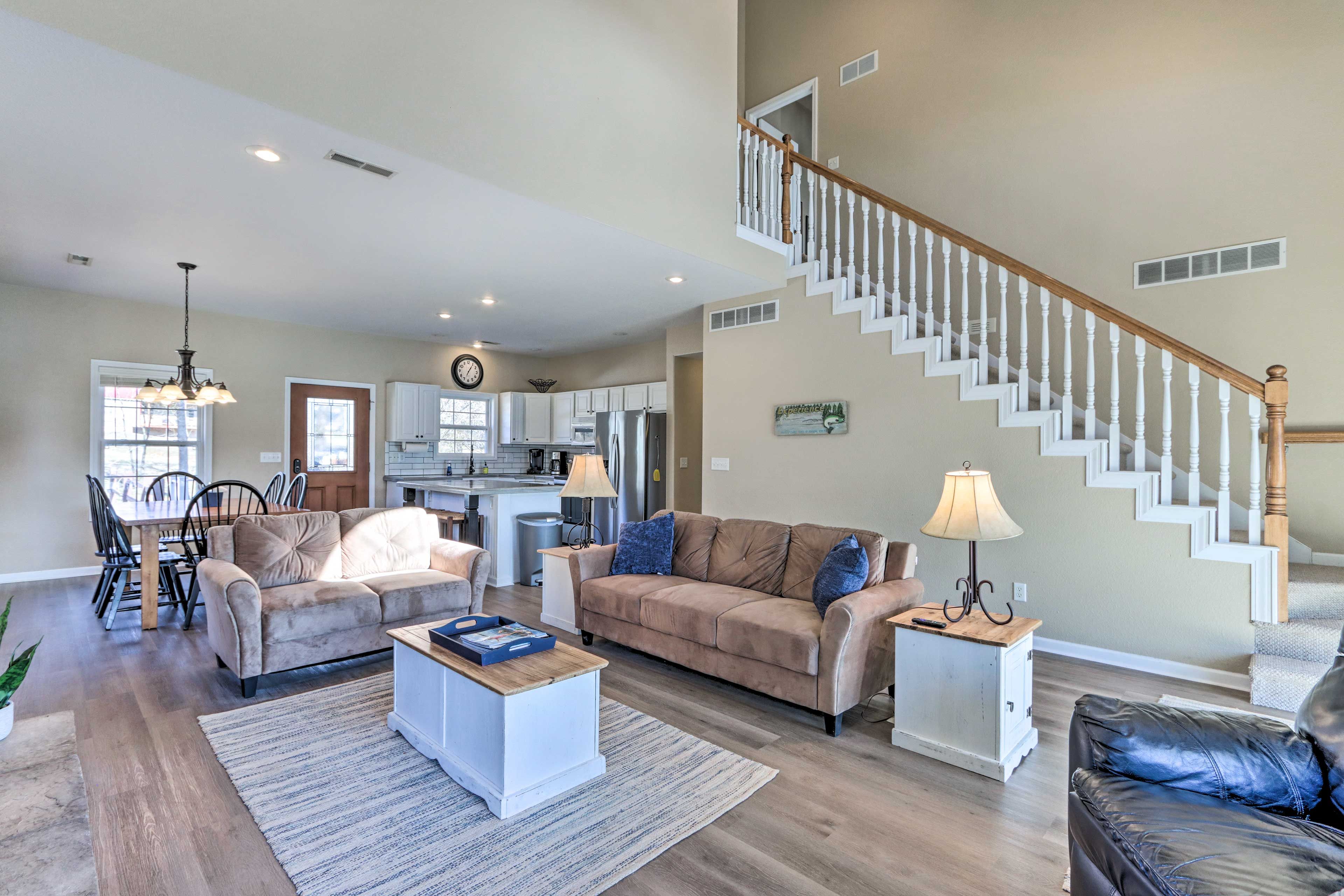 Living Room | 1st Floor | Free WiFi | Central A/C | TV w/ Cable