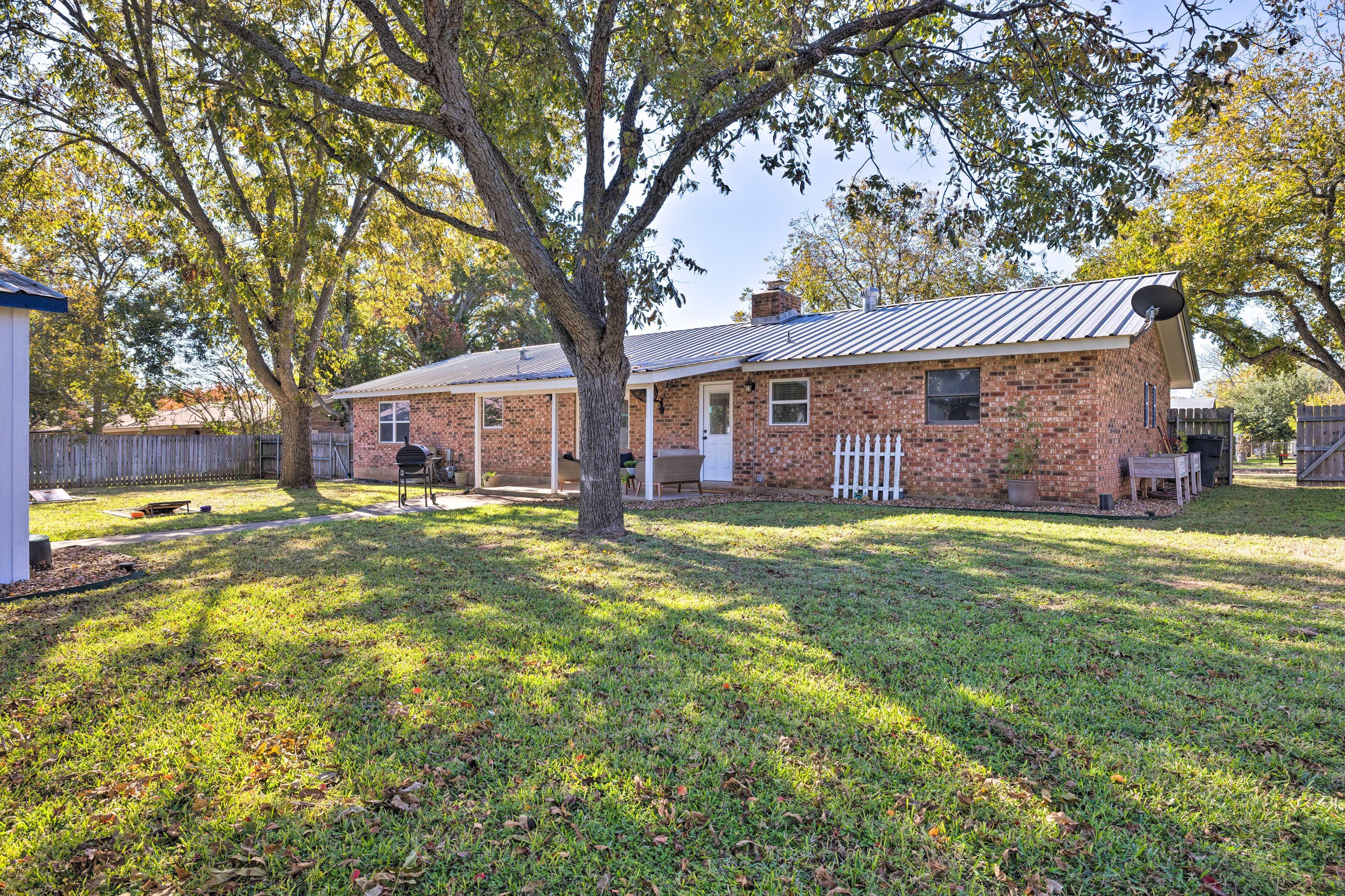Fenced Yard
