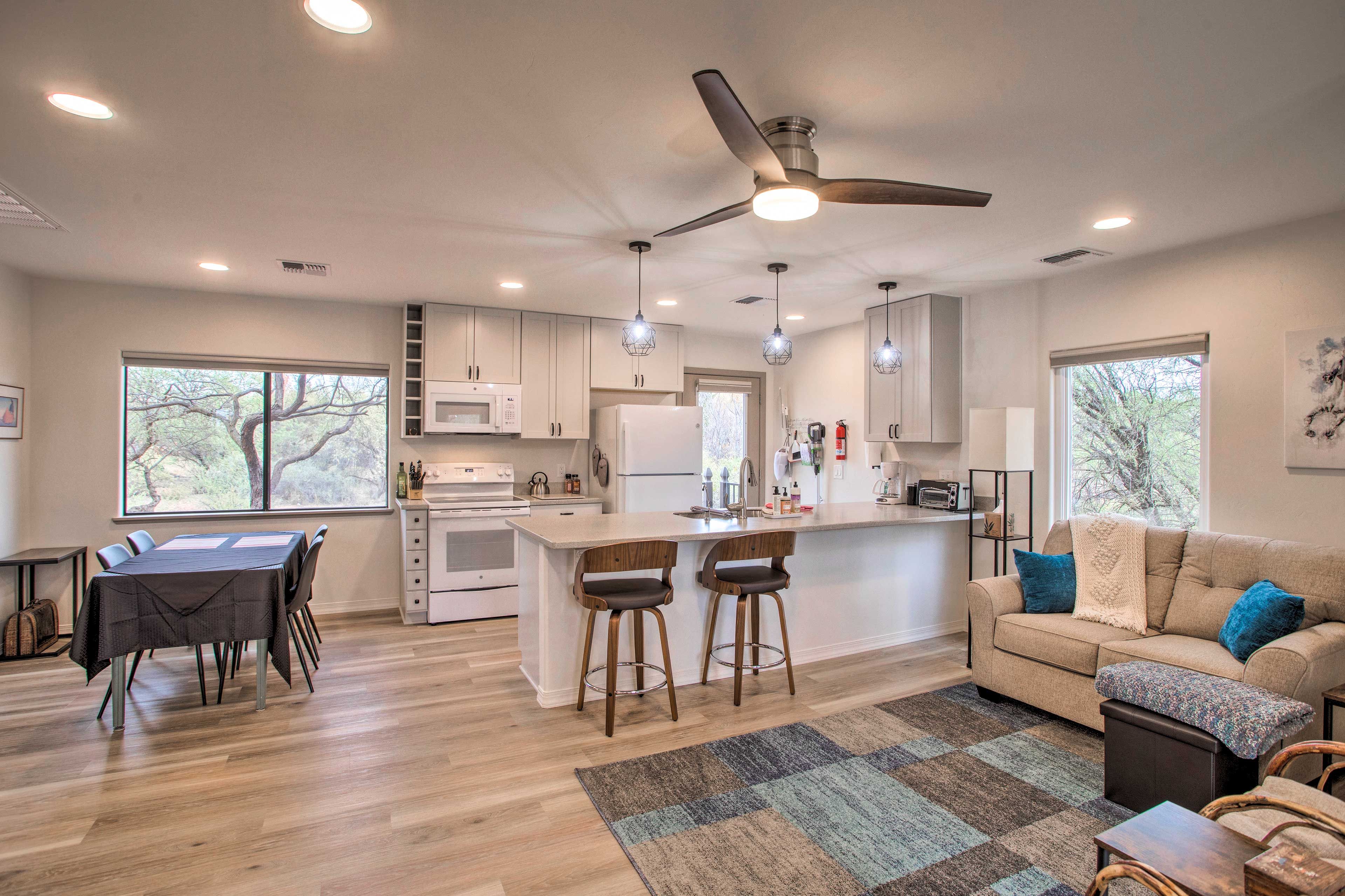 Living Room | Smart TV
