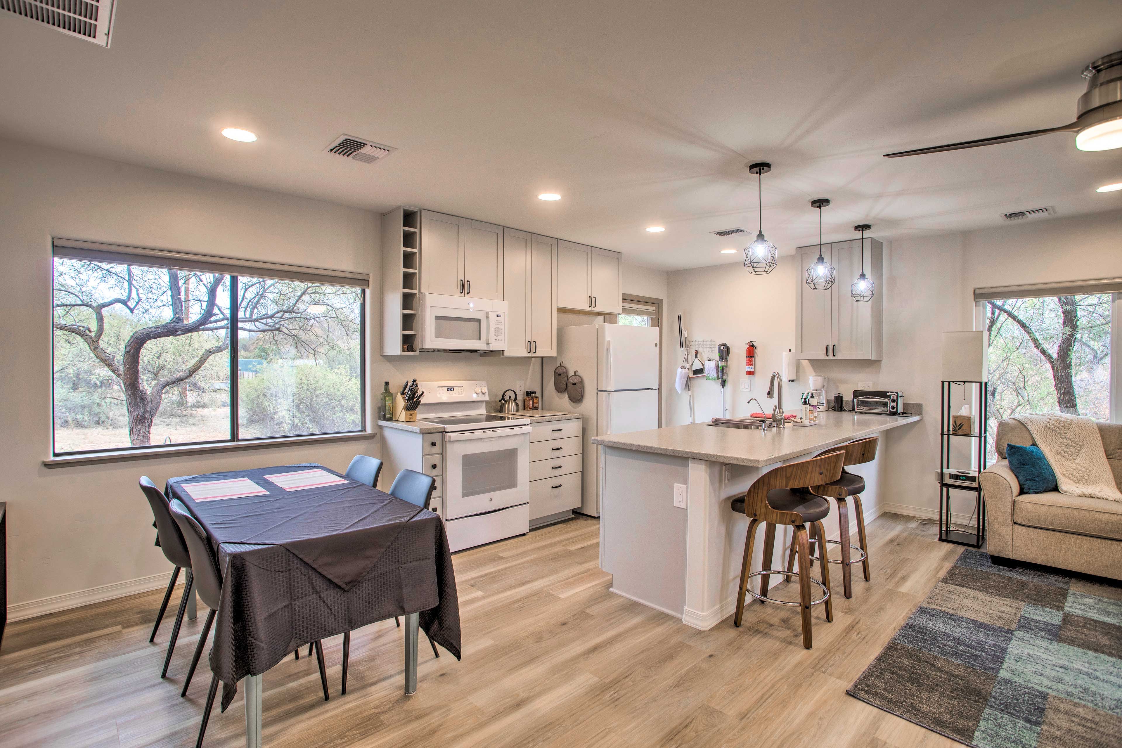 Fully Equipped Kitchen & Dining Area