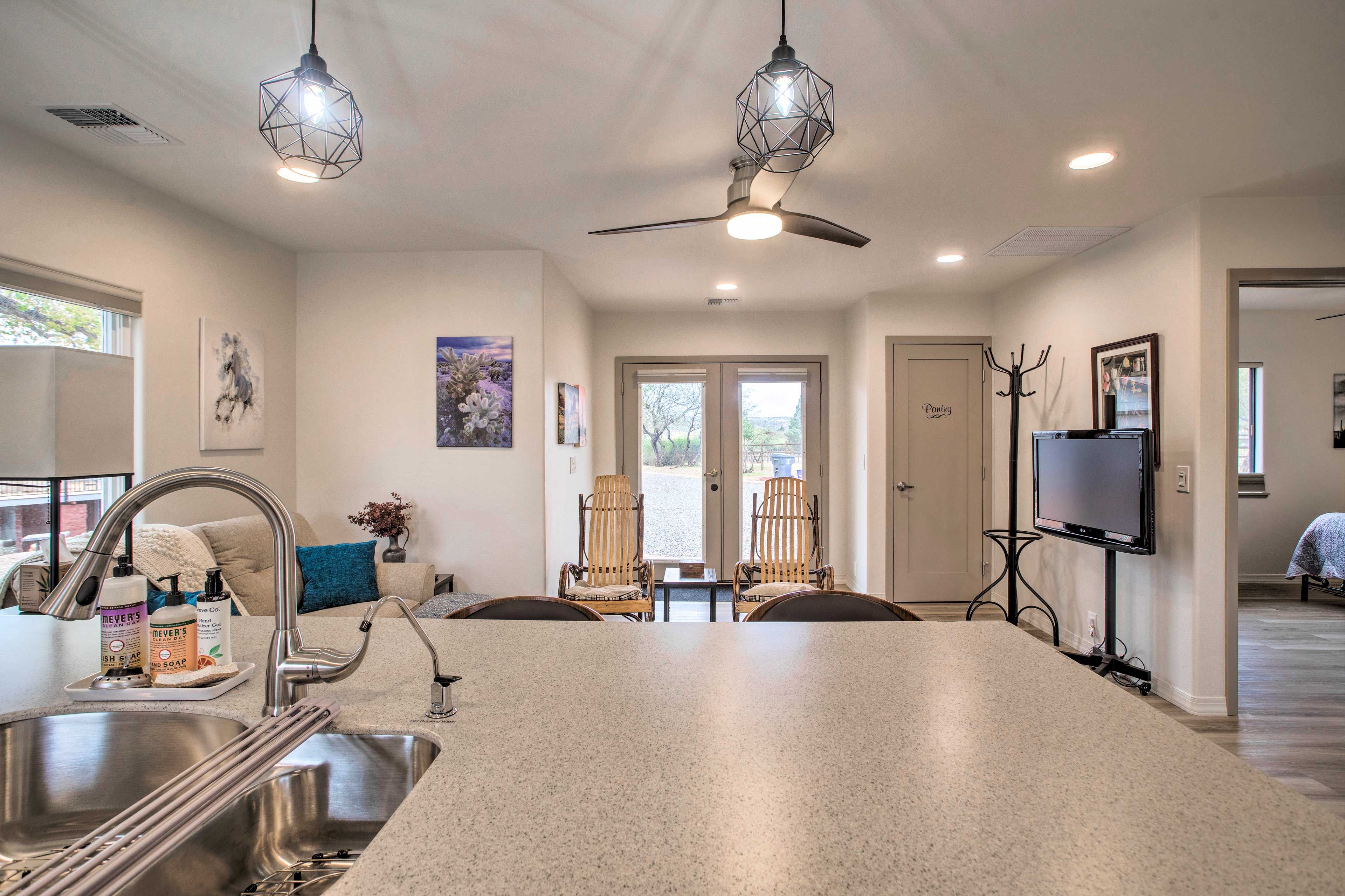 Fully Equipped Kitchen | Coffee & Tea Provided