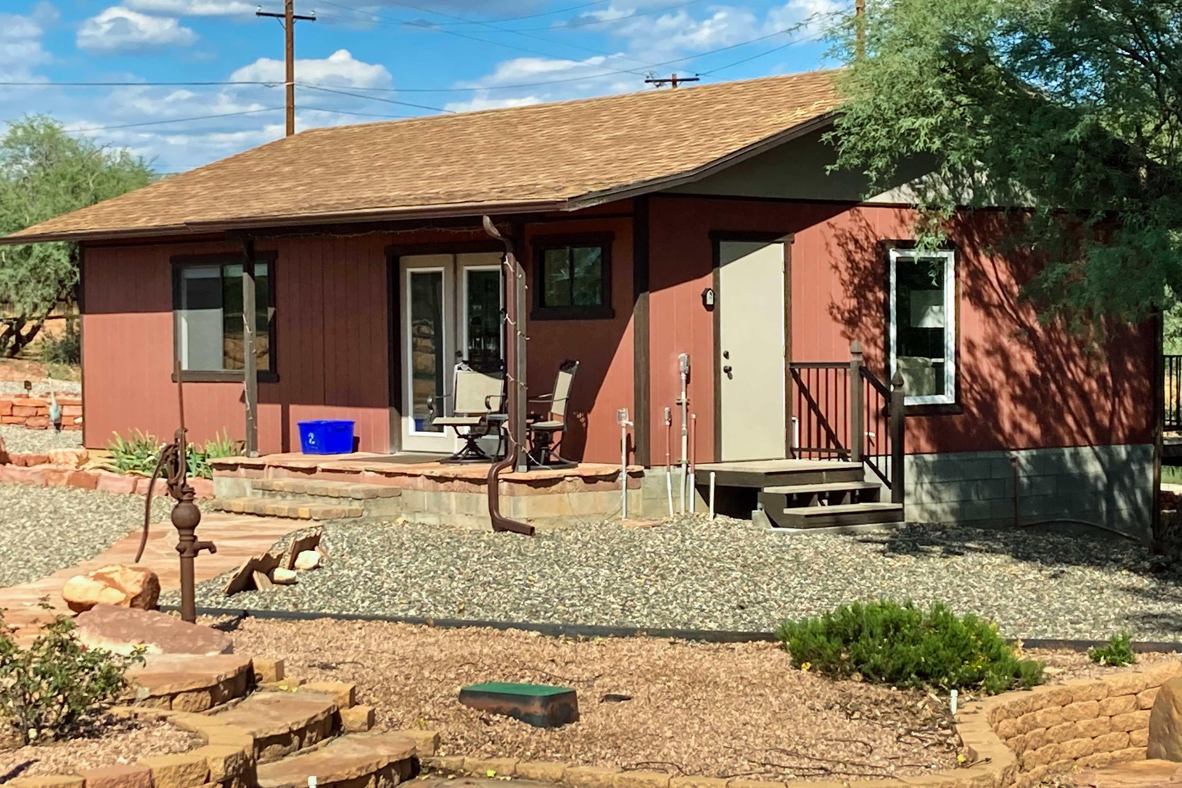 Cornville Vacation Rental | 2BR | 1BA | 750 Sq Ft | Homeowner On-Site