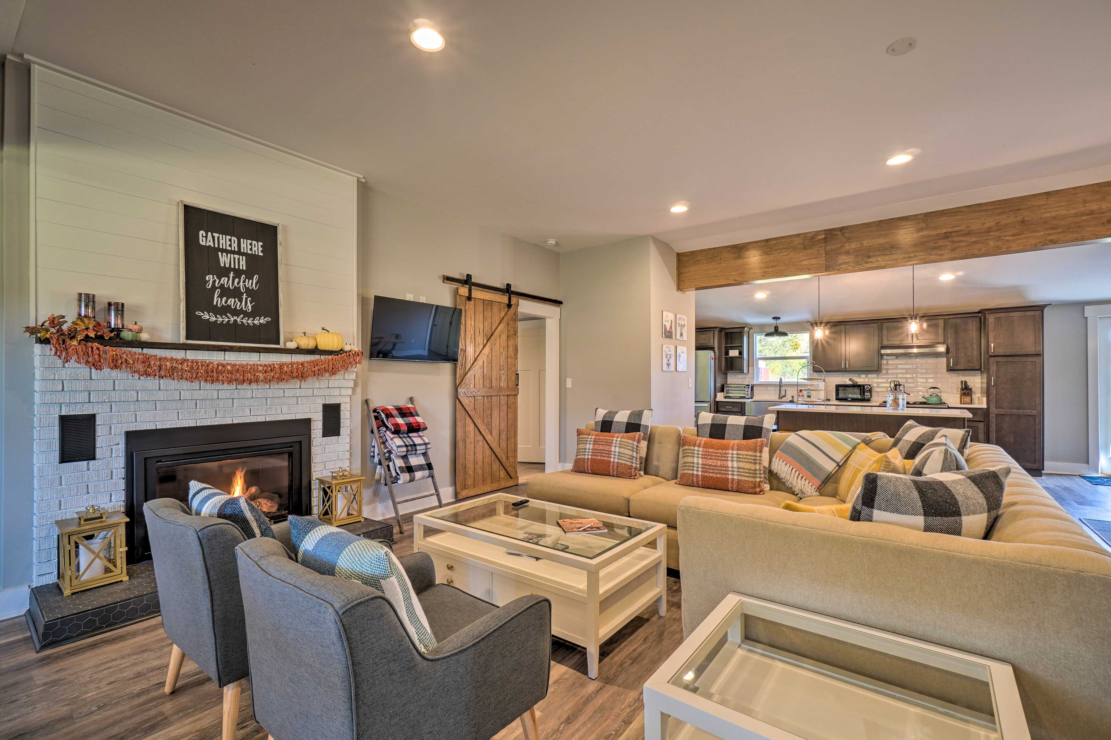 Cleveland Vacation Rental | 3BR | 2BA | 1 Story | Stairs Required | 2,600 Sq Ft