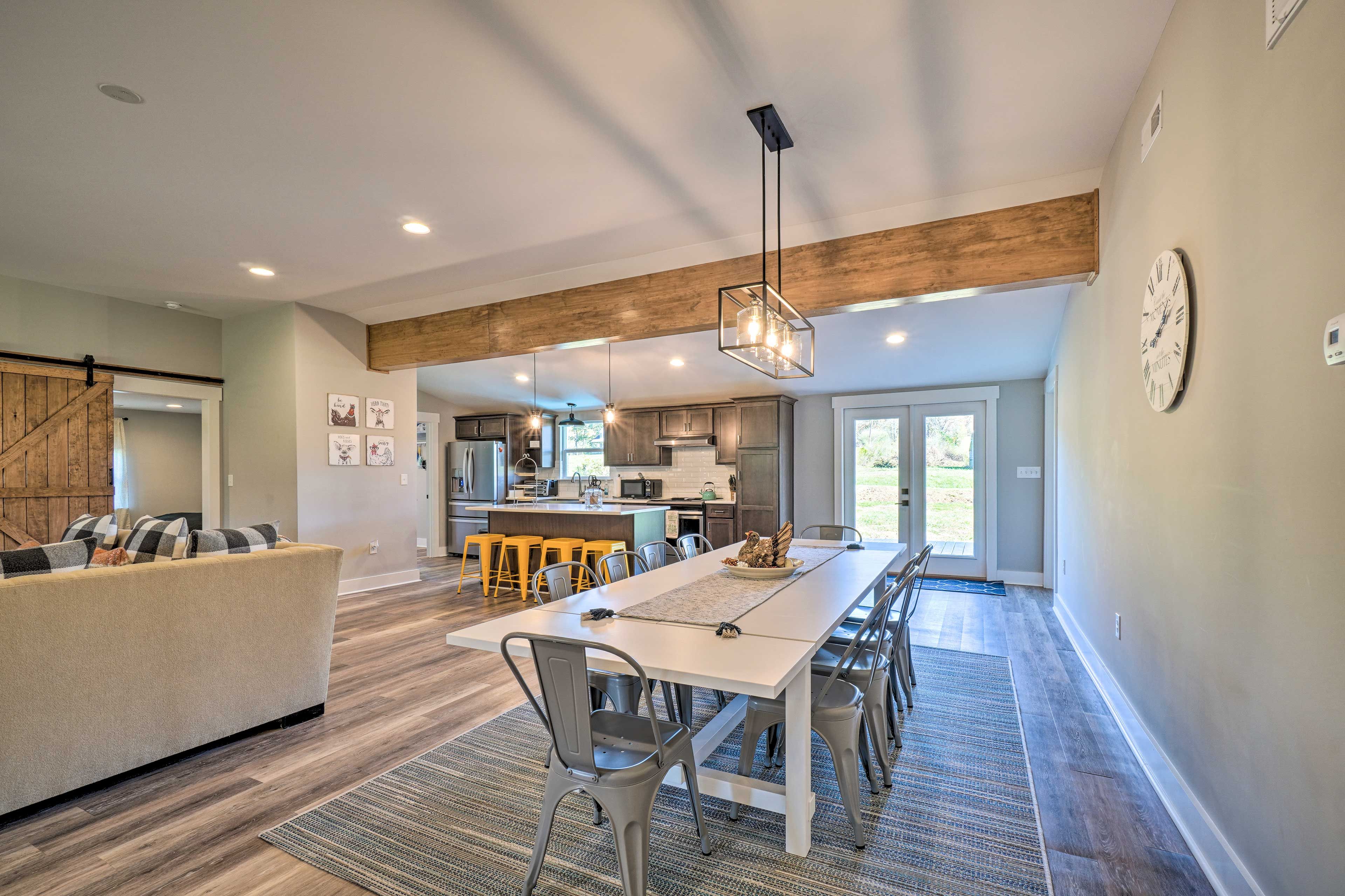 Dining Area | Dishware Provided | High Chair Available