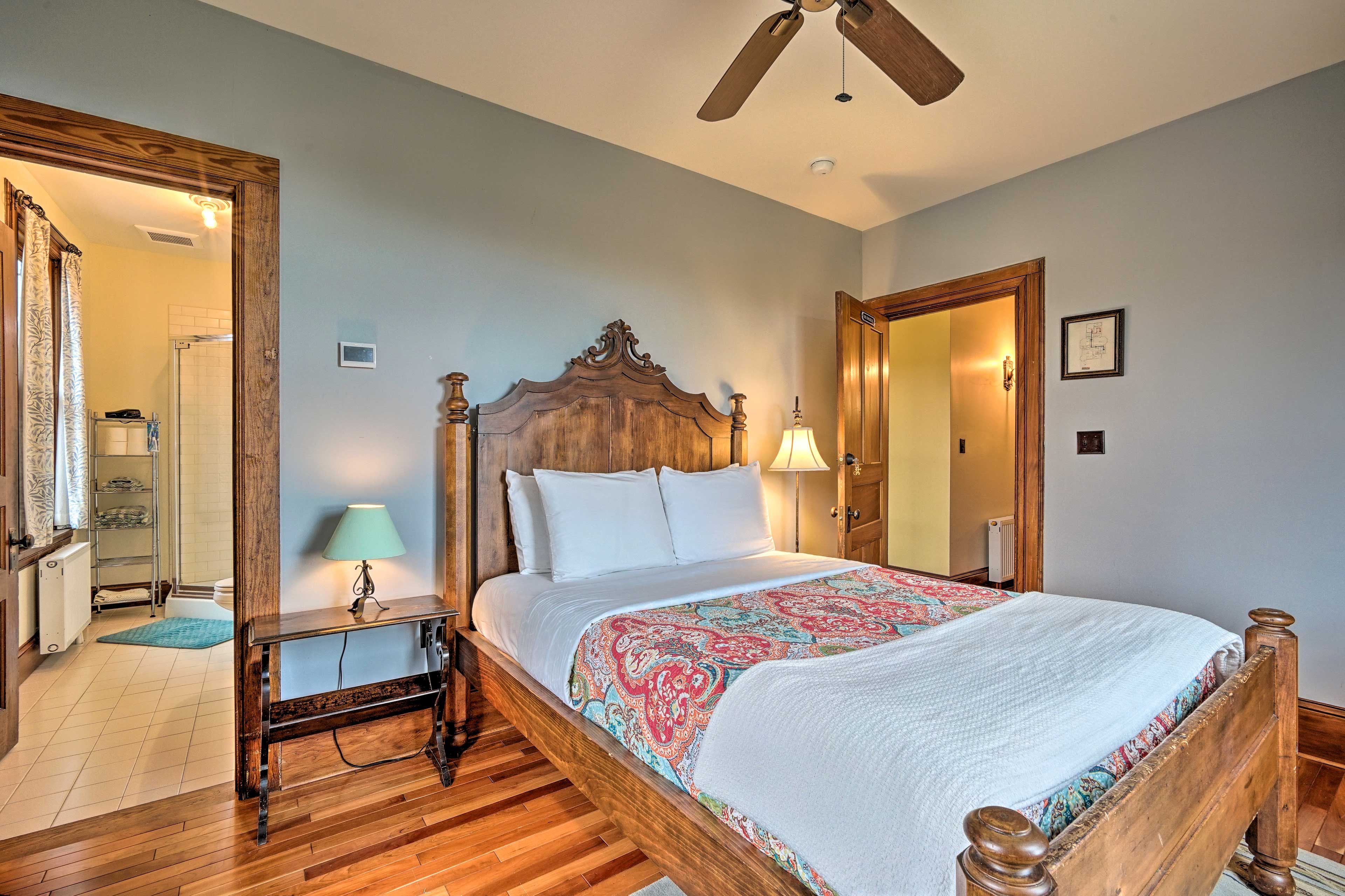 Bedroom 3 | Queen Bed | 2nd Floor | Stairs Required