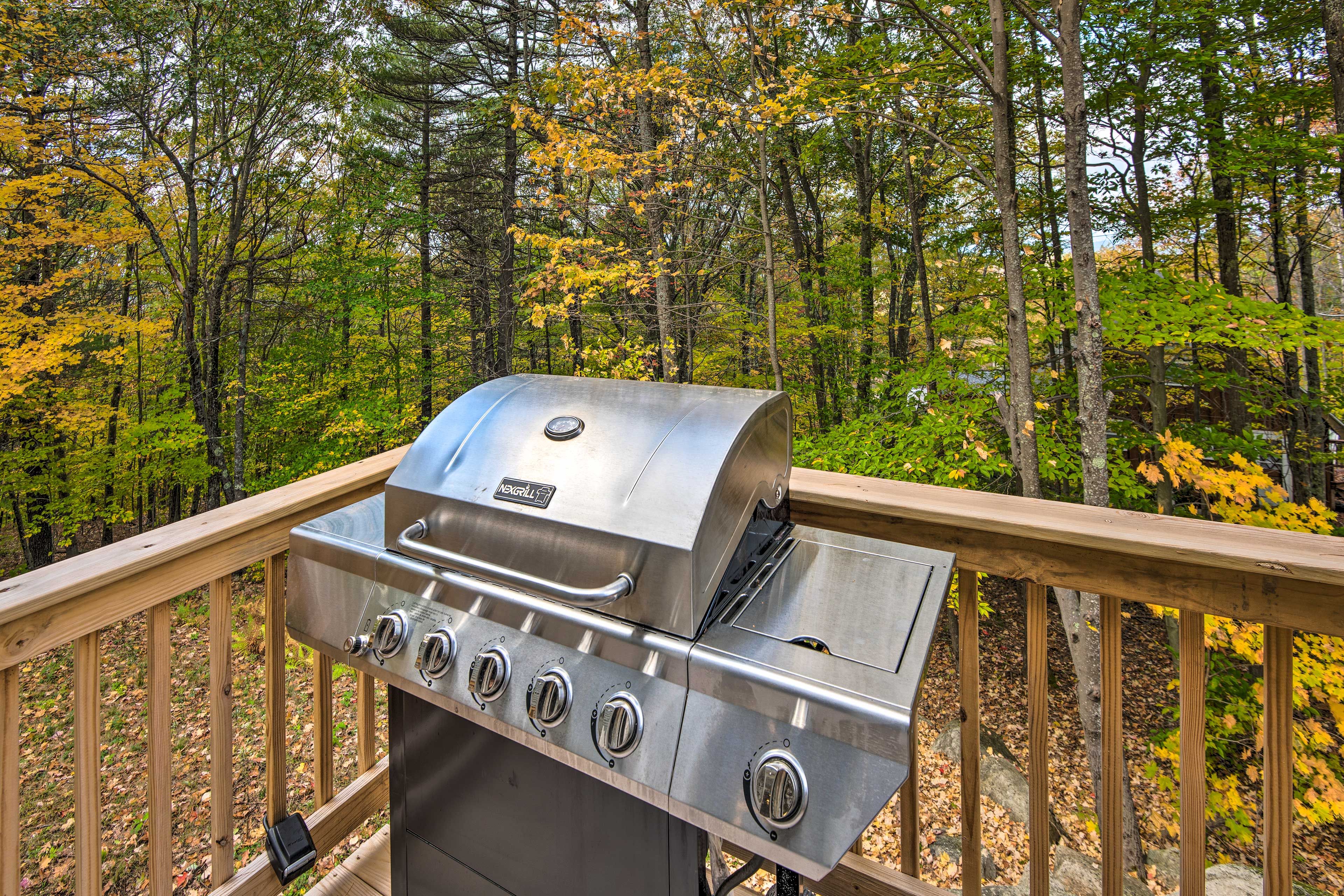 Private Deck | Gas Grill