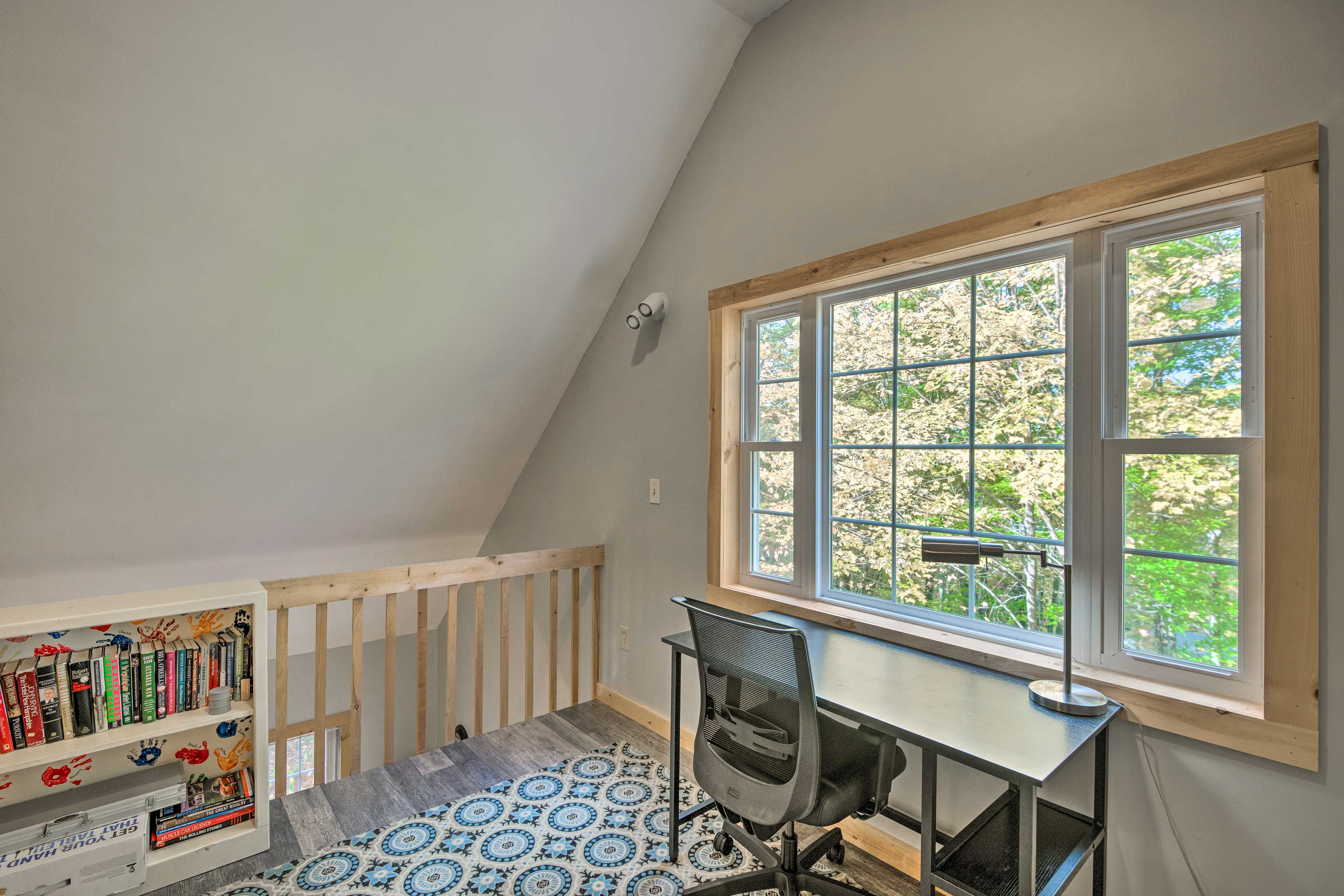 Loft | Laptop Workspace | Board Games