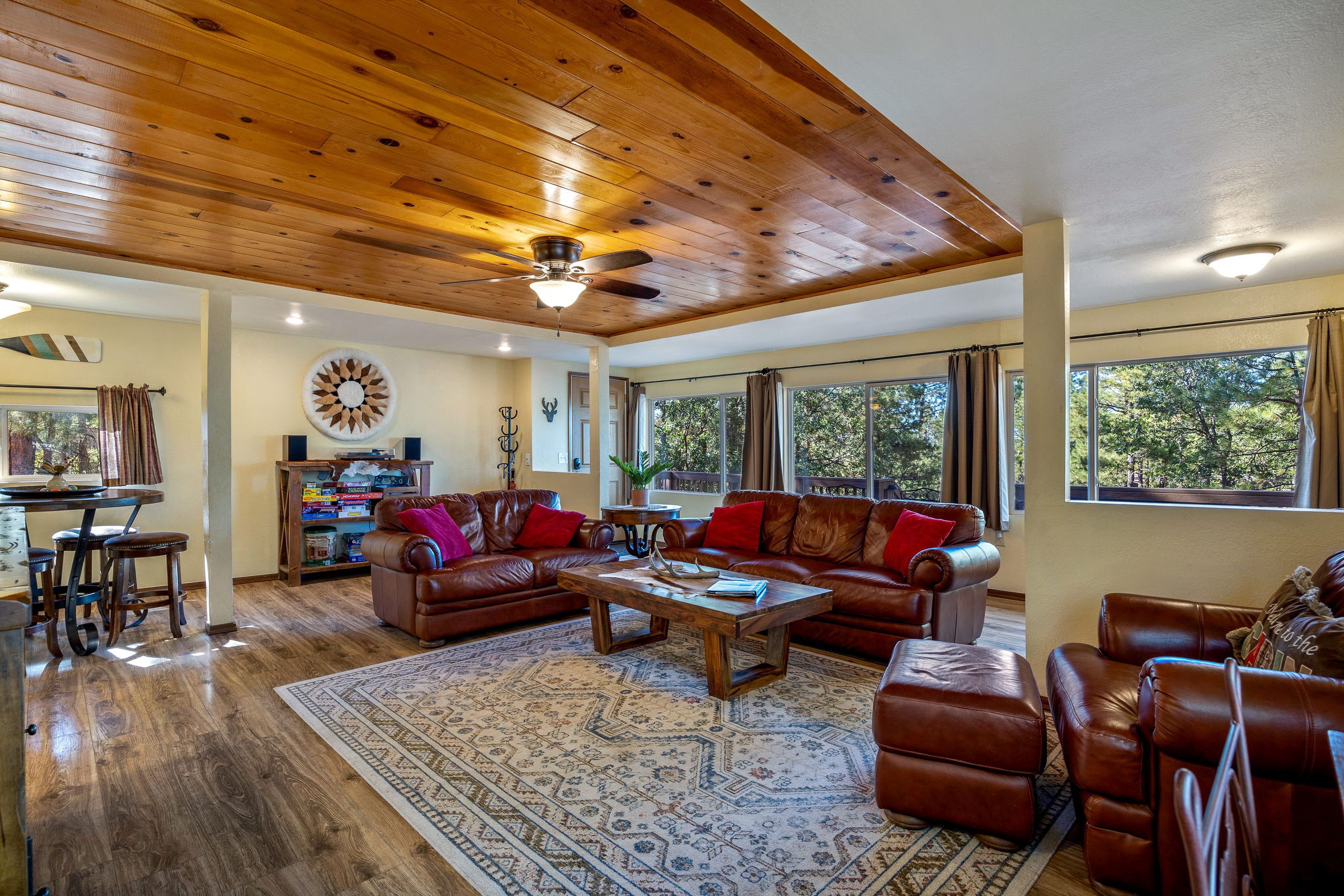 Living Room | Smart TV | Electric Fireplace | Free WiFi